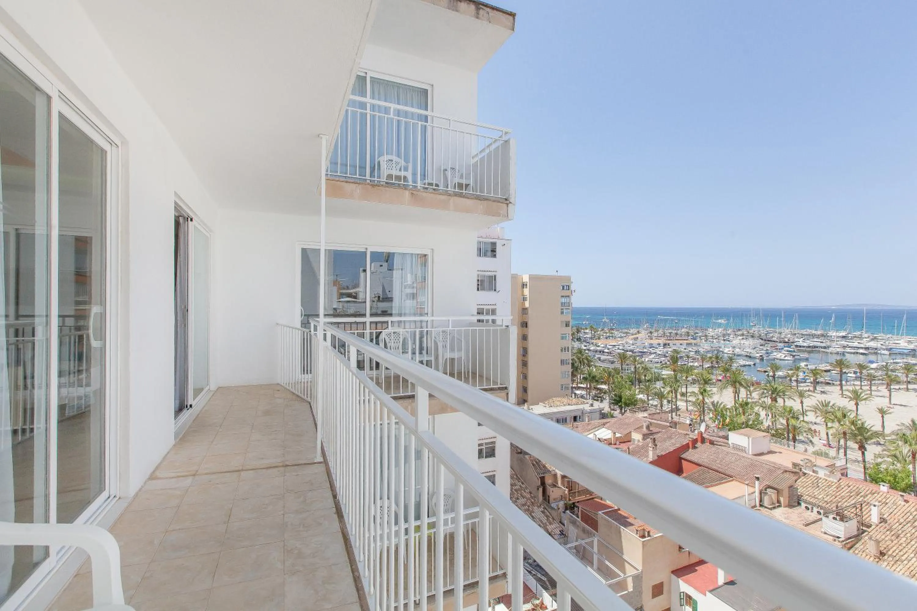 Photo of the whole room in Hotel Gracia