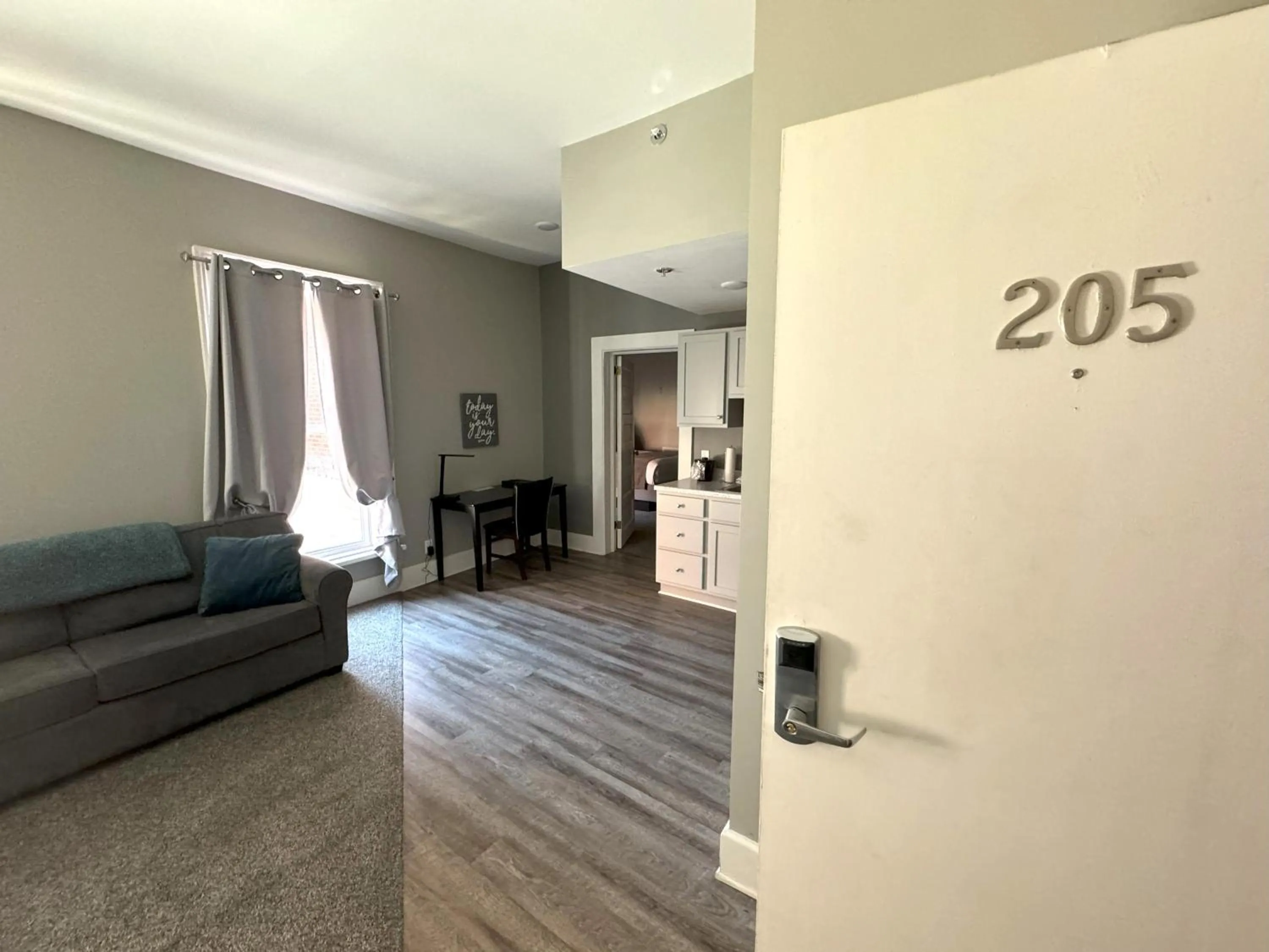 Living room in The Continental Hotel