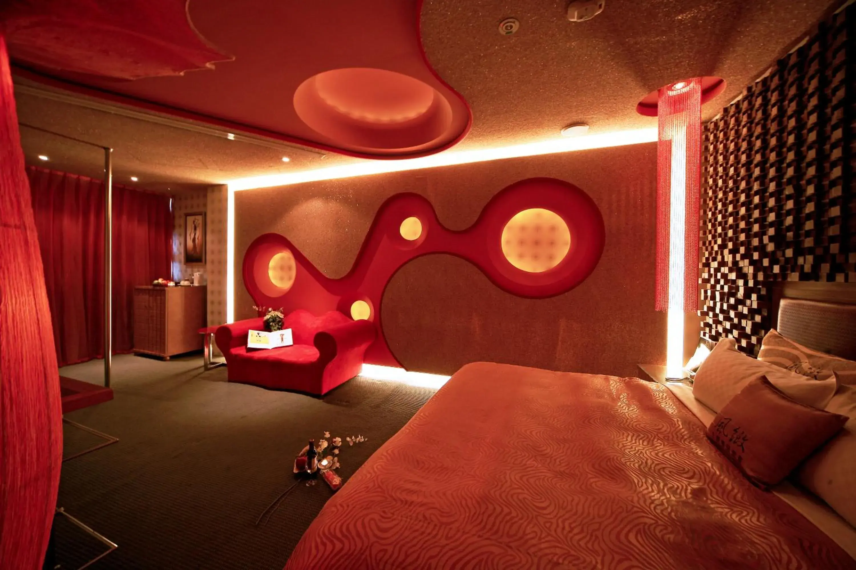 Bed in Fongchih Motel