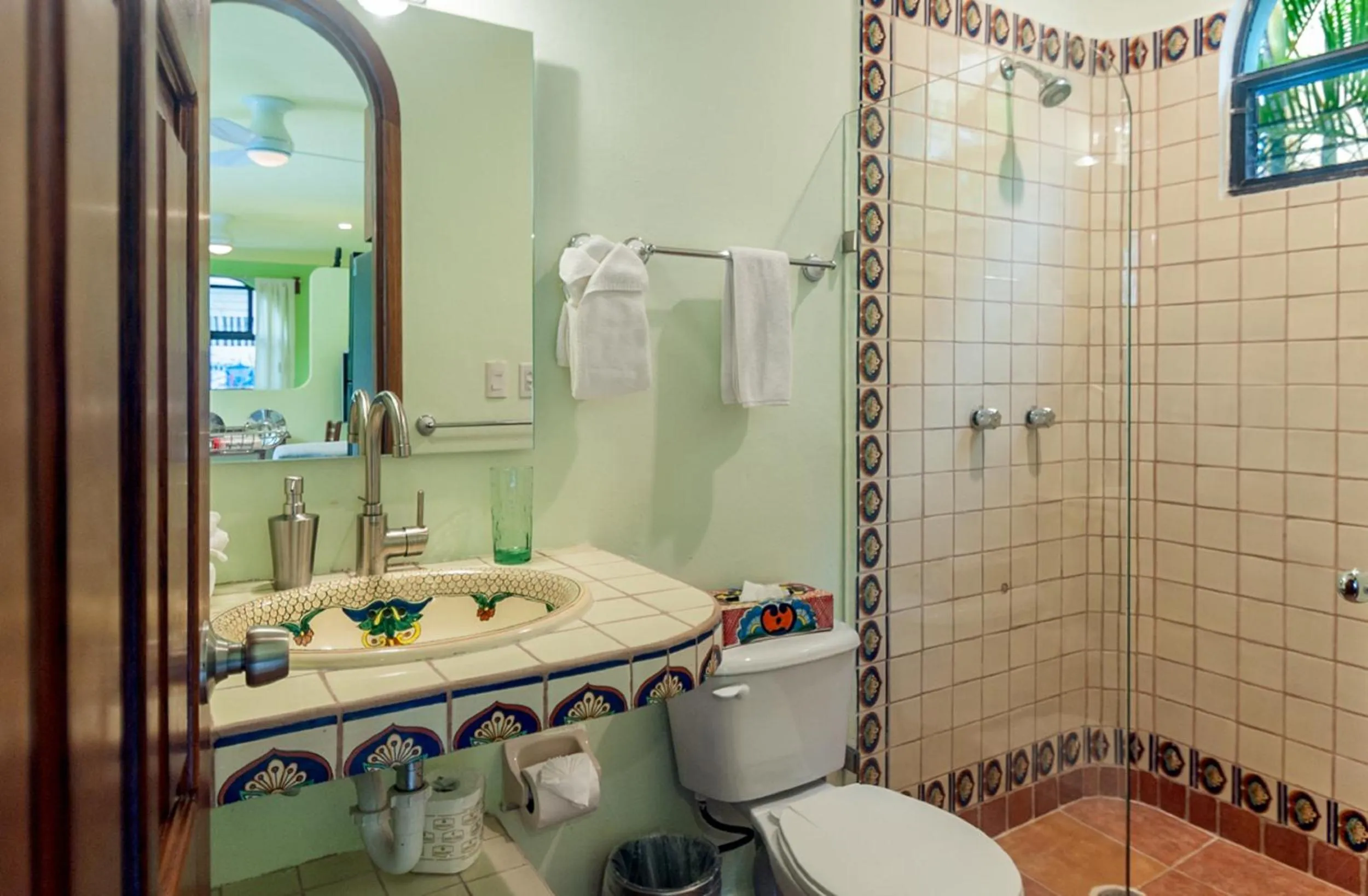 Bathroom in Casa Sonoma - Charming Condos Minutes from Beach & Reef
