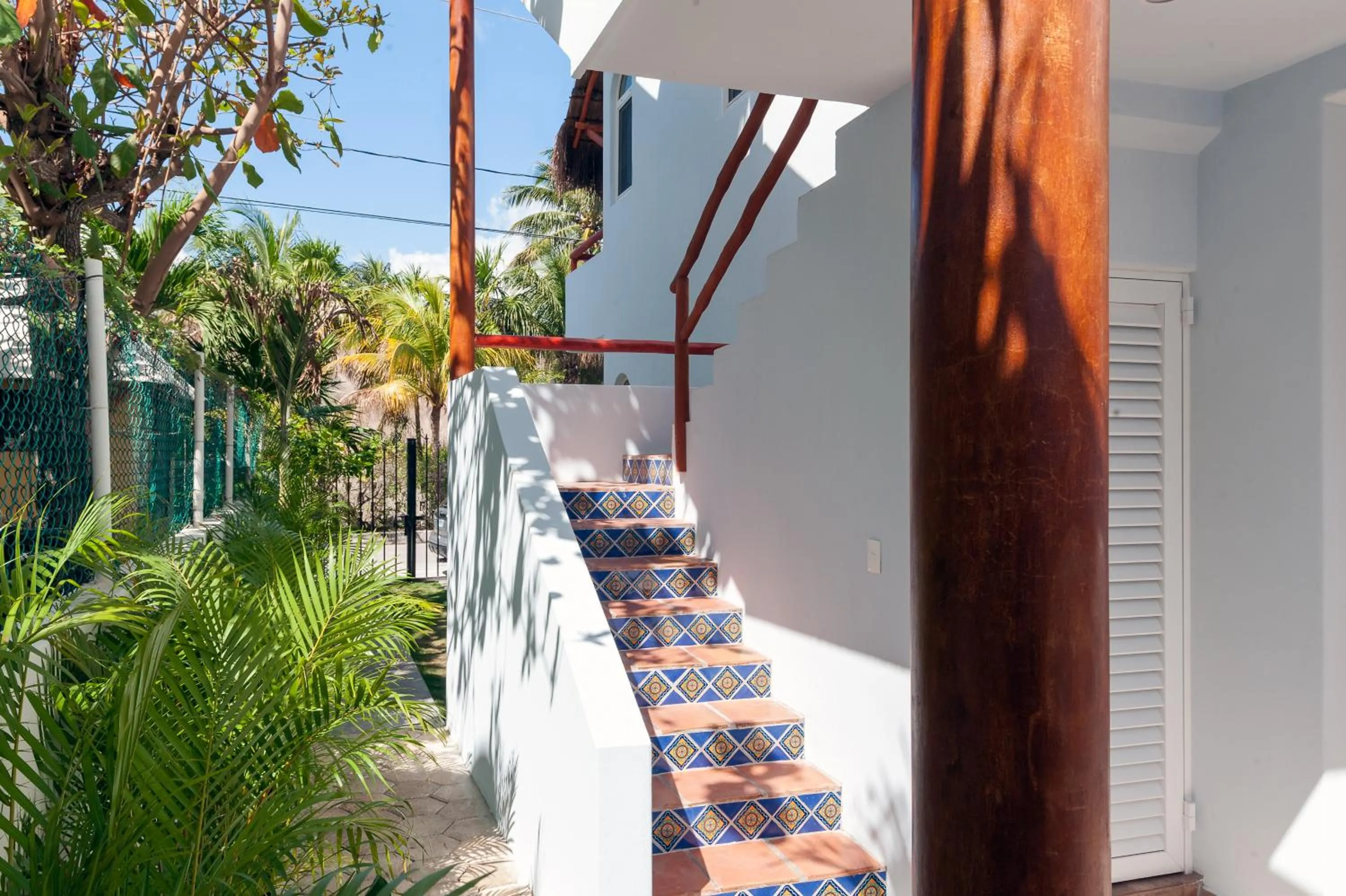 Property building in Casa Sonoma - Charming Condos Minutes from Beach & Reef