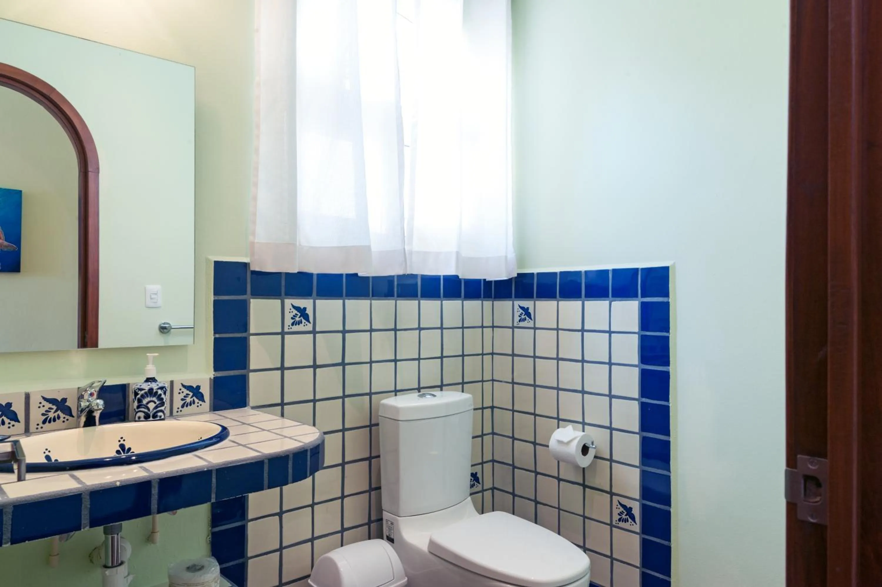 Bathroom in Casa Sonoma - Charming Condos Minutes from Beach & Reef