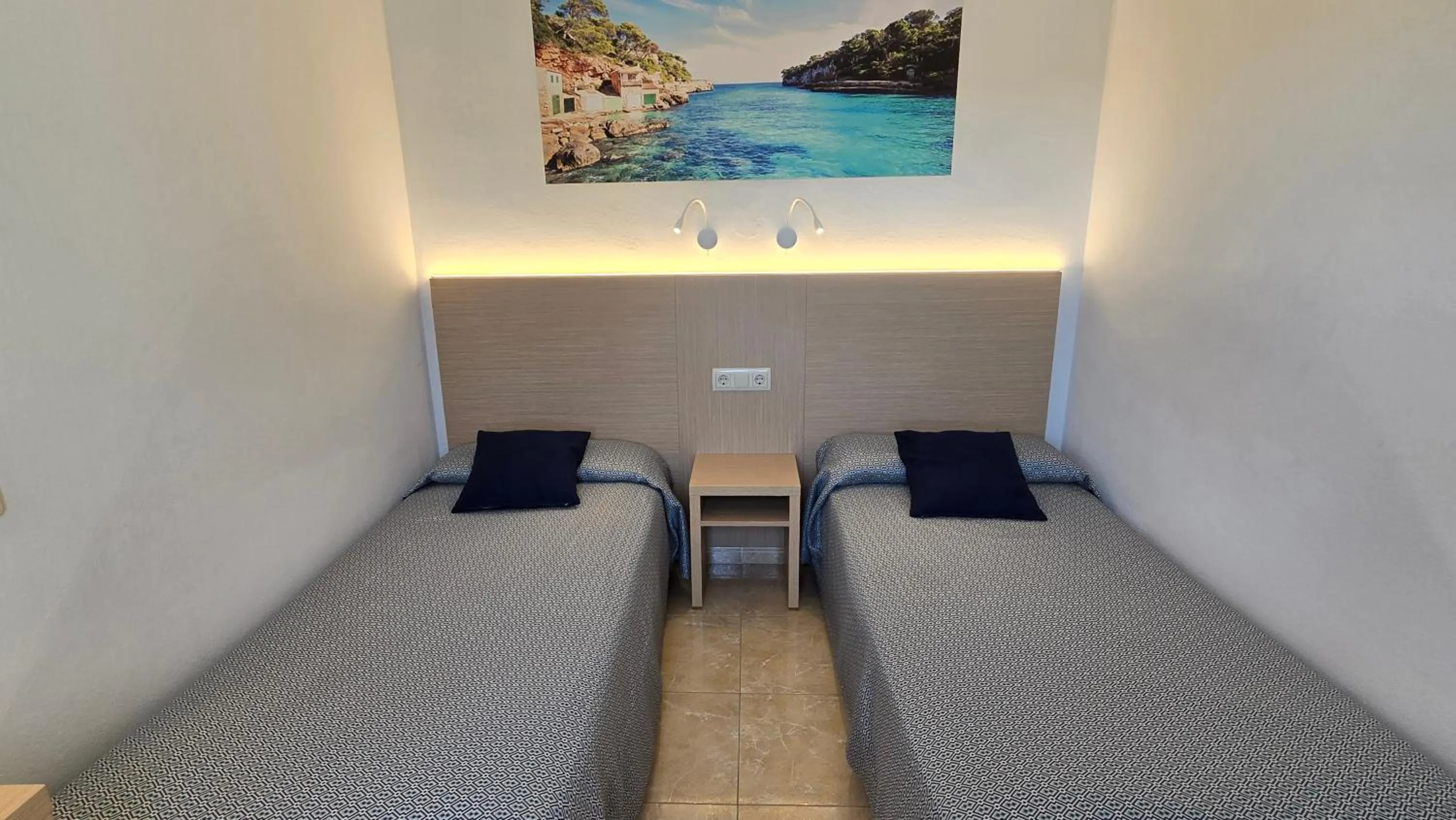 Bed in Marina Palmanova Apartamentos