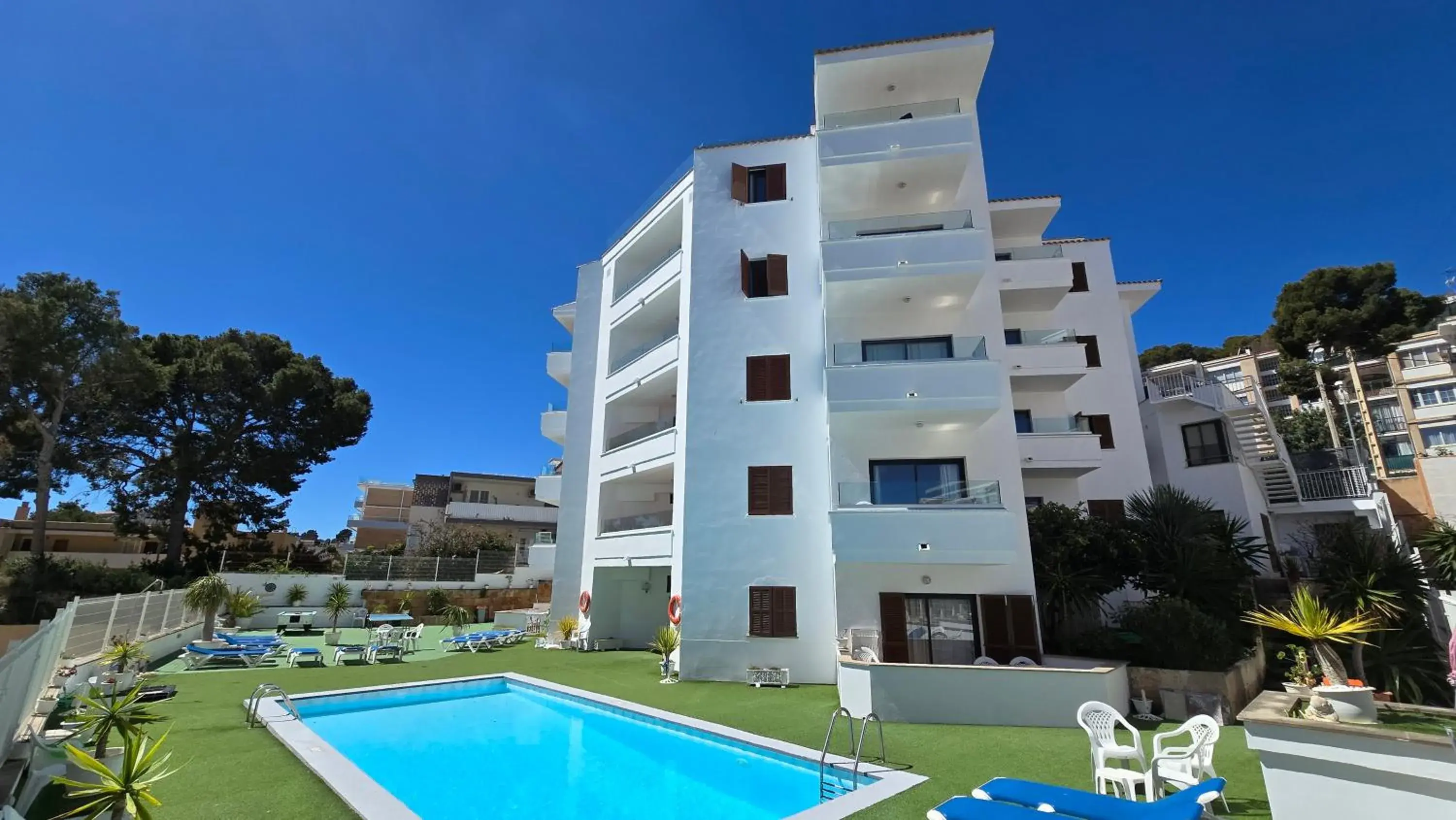 Property building in Marina Palmanova Apartamentos Property building in Marina Palmanova Apartamentos