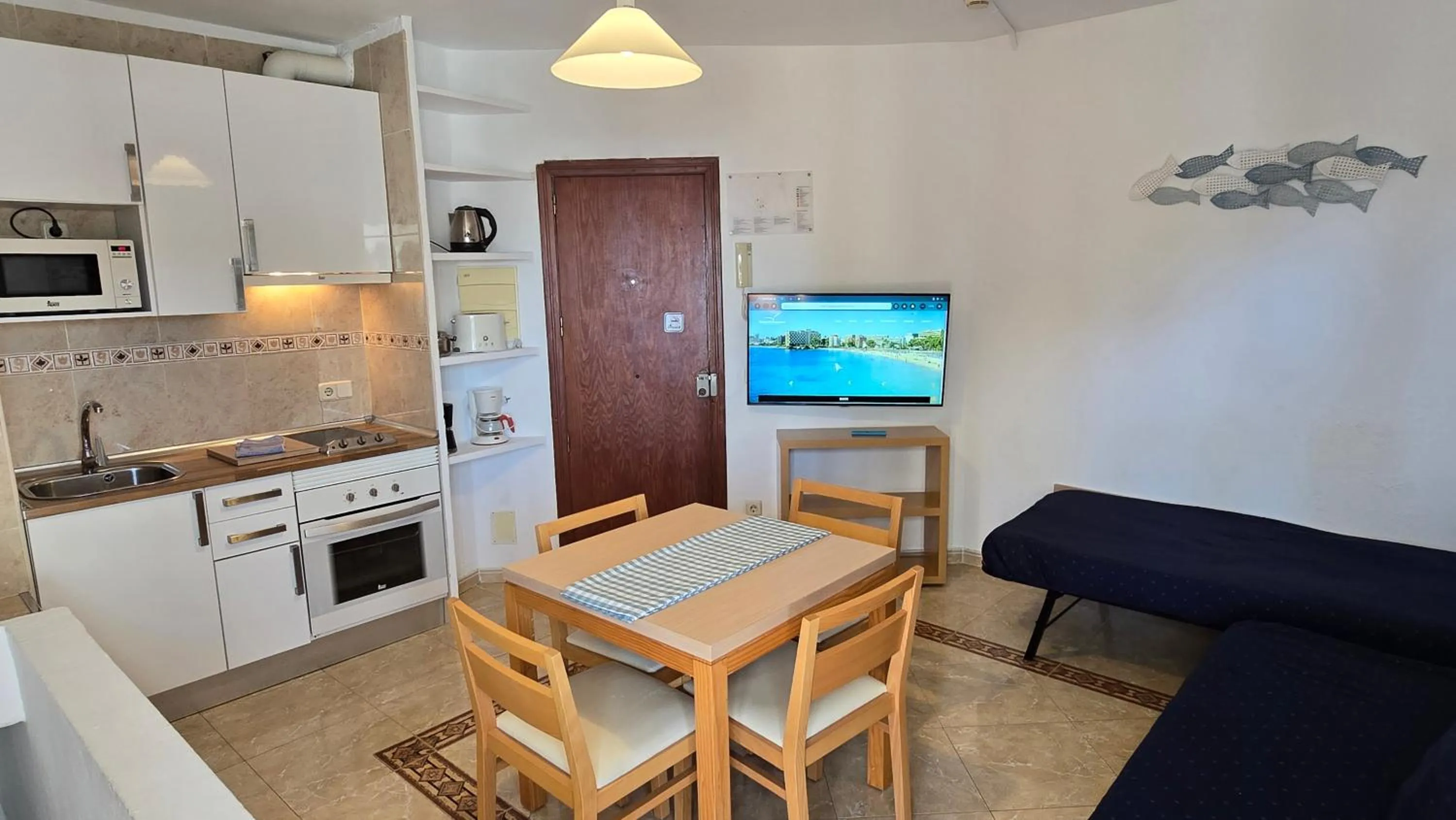 TV and multimedia in Marina Palmanova Apartamentos