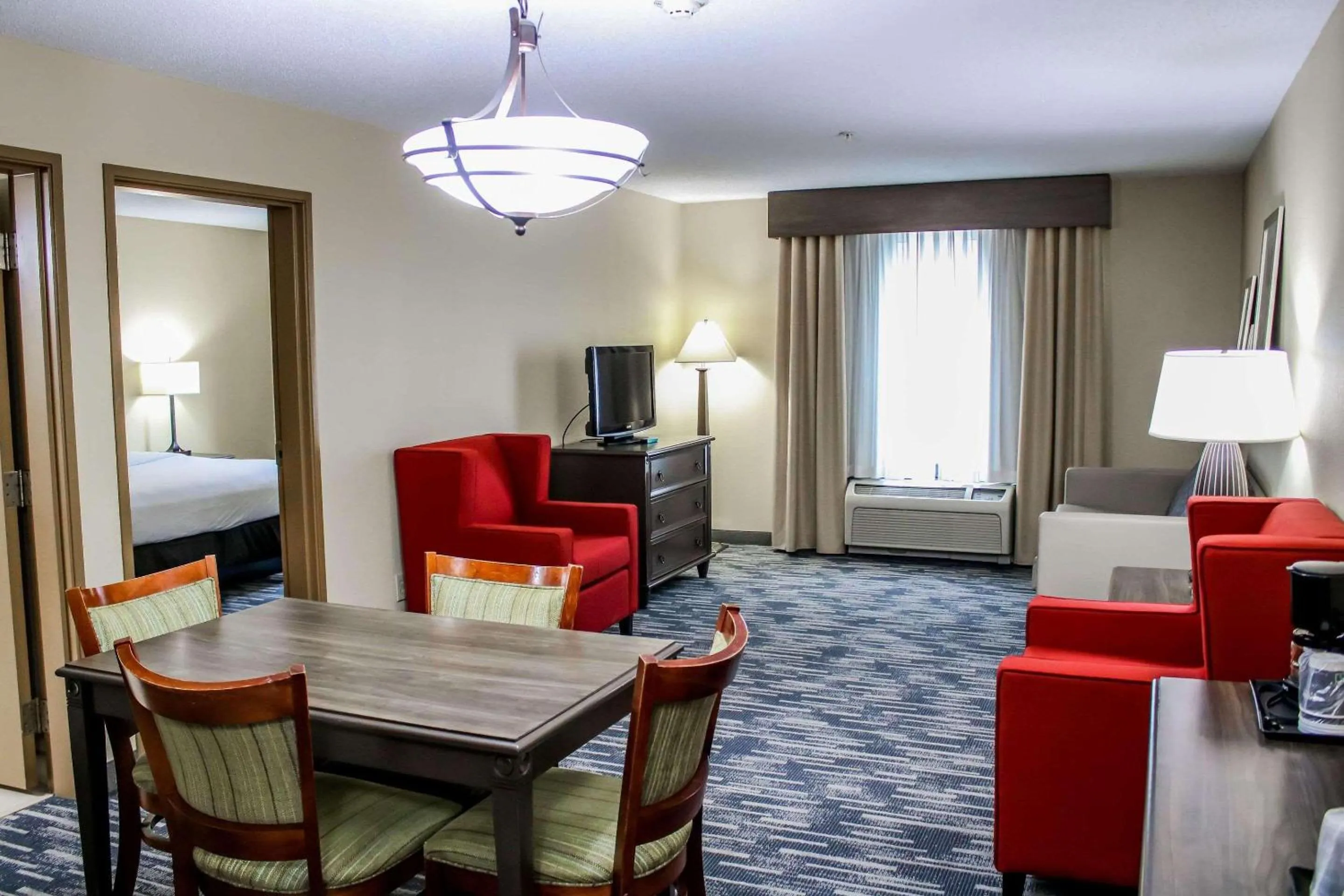 Bedroom, Bed in Country Inn & Suites by Radisson, Richmond West at I-64, VA