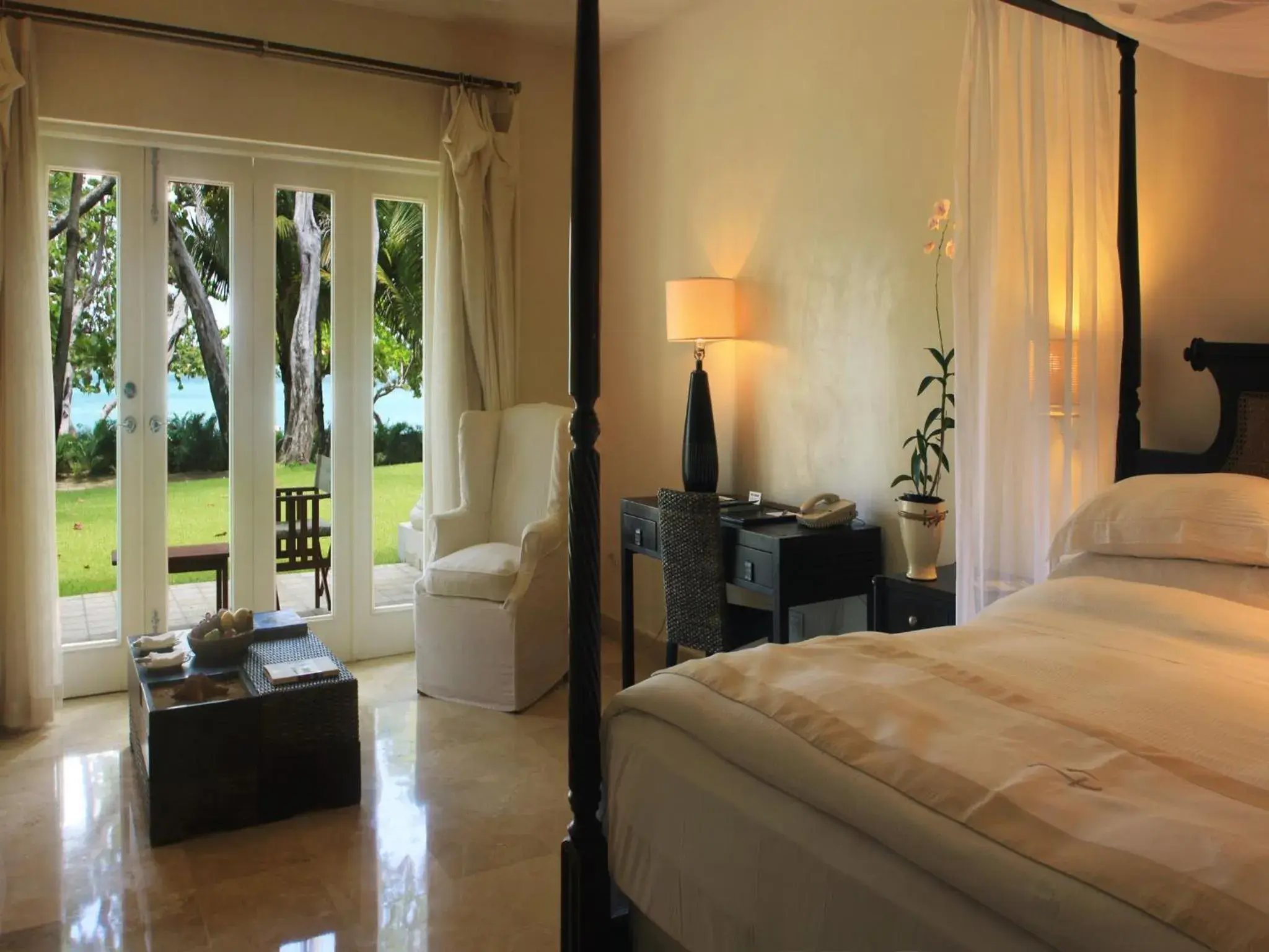 Bed in Casa Colonial Beach & Spa Bed in Casa Colonial Beach & Spa