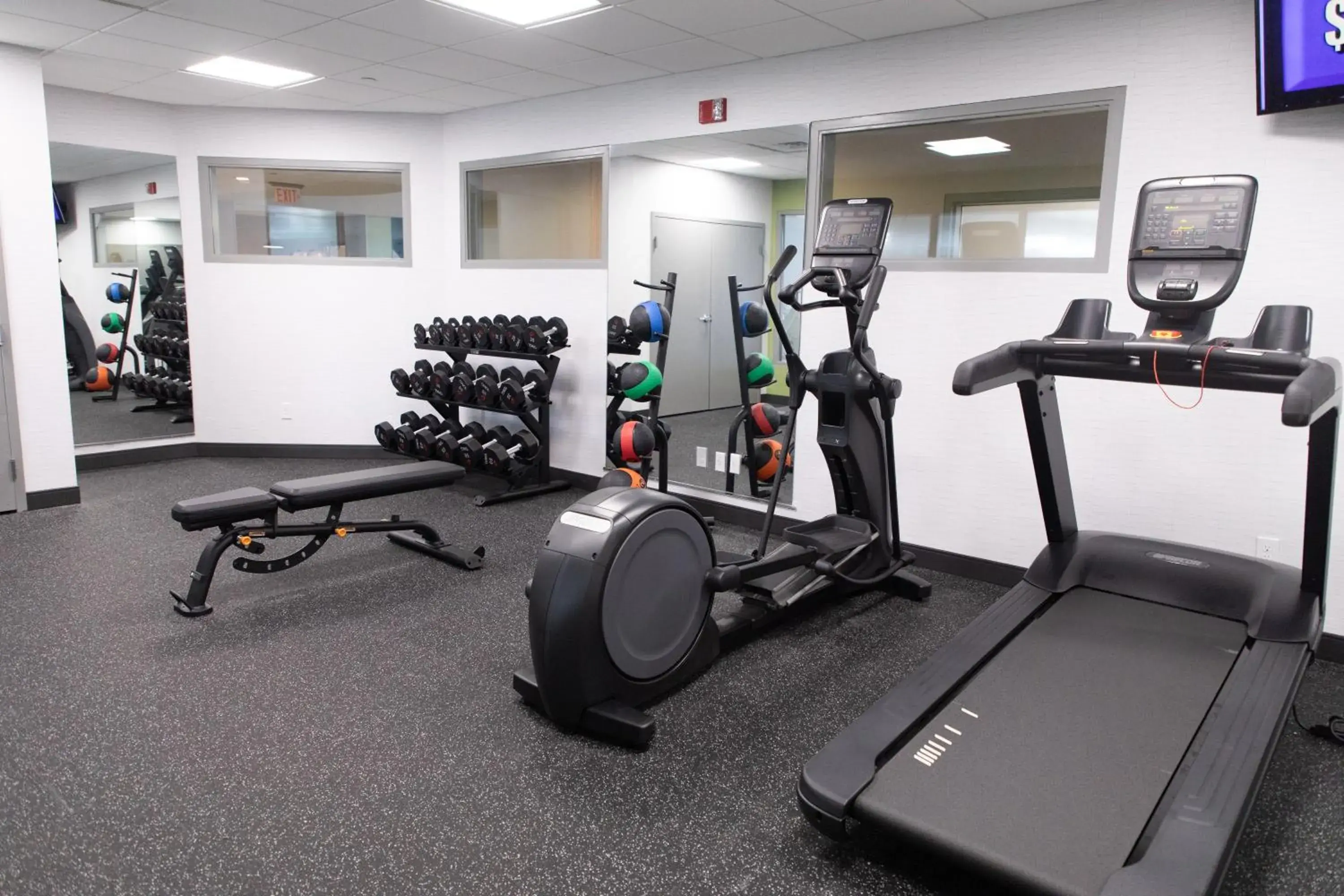 Fitness centre/facilities in Spark by Hilton Mechanicsburg Fitness centre/facilities in Spark by Hilton Mechanicsburg
