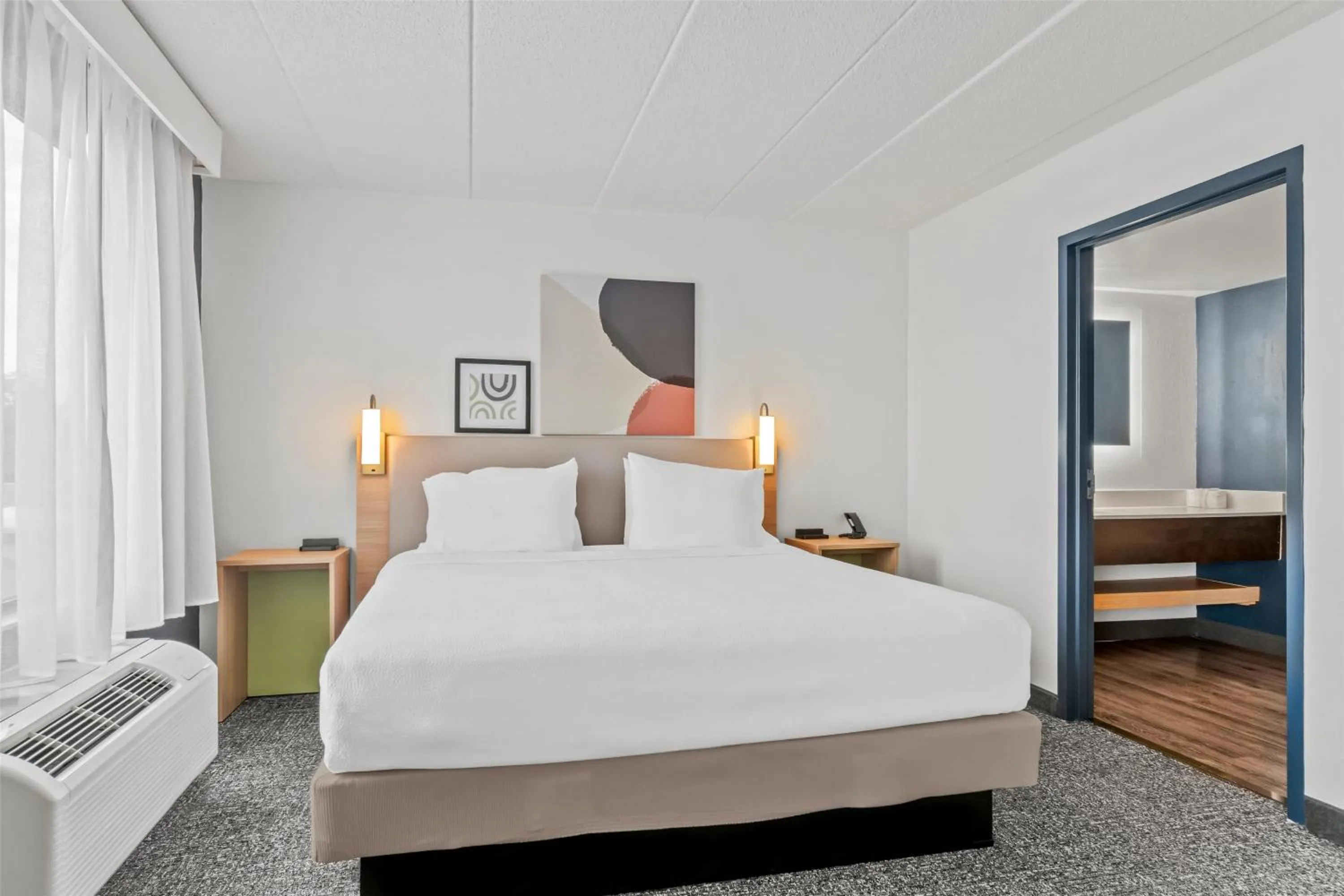 Bed in Spark by Hilton Mechanicsburg