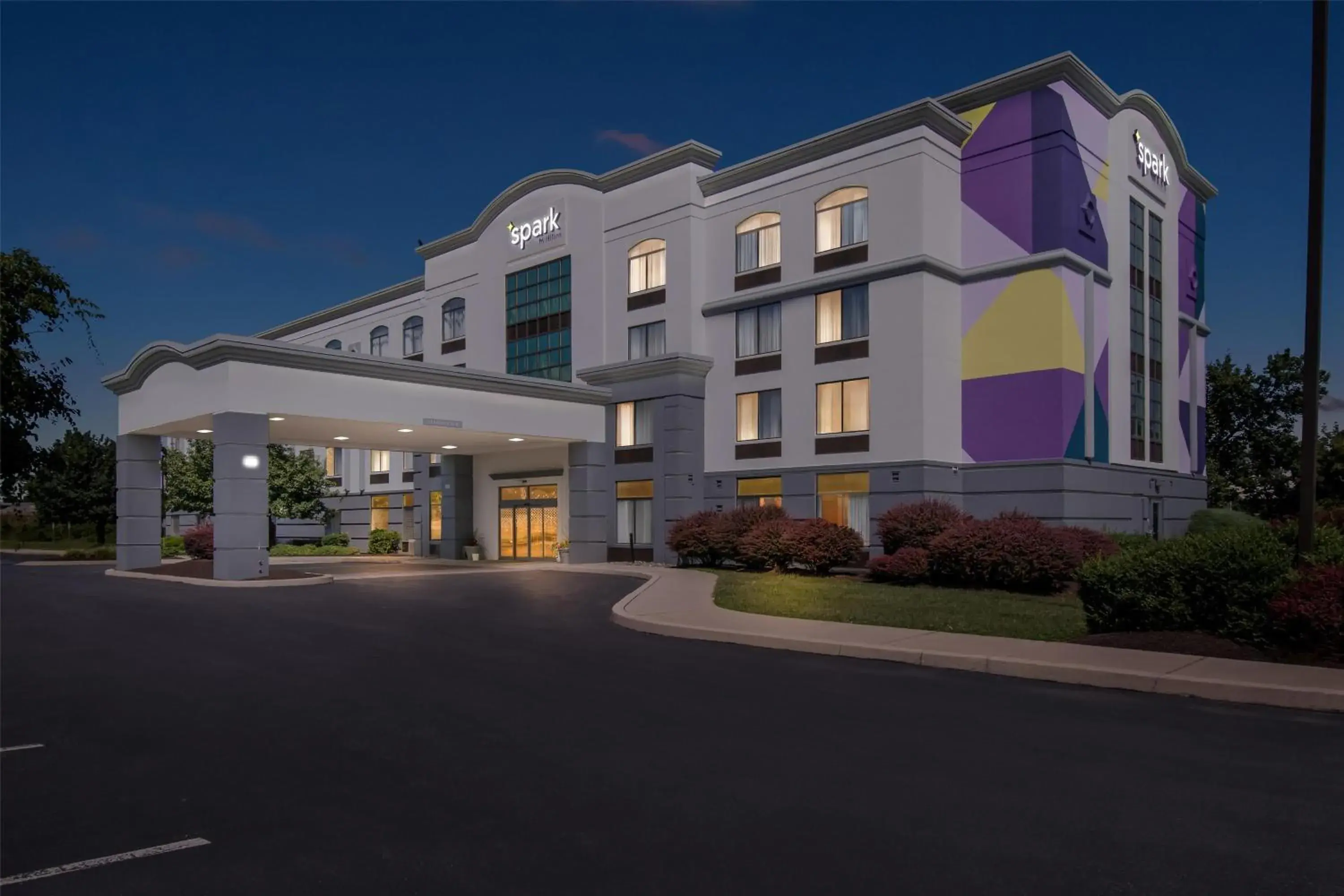 Property building in Spark by Hilton Mechanicsburg Property building in Spark by Hilton Mechanicsburg
