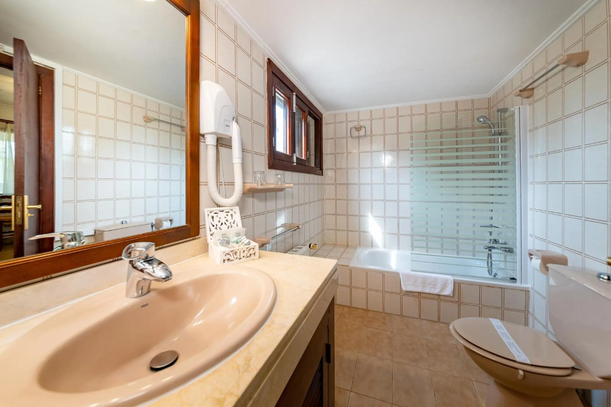 Bathroom in Finca Hotel Rural Predio Son Serra