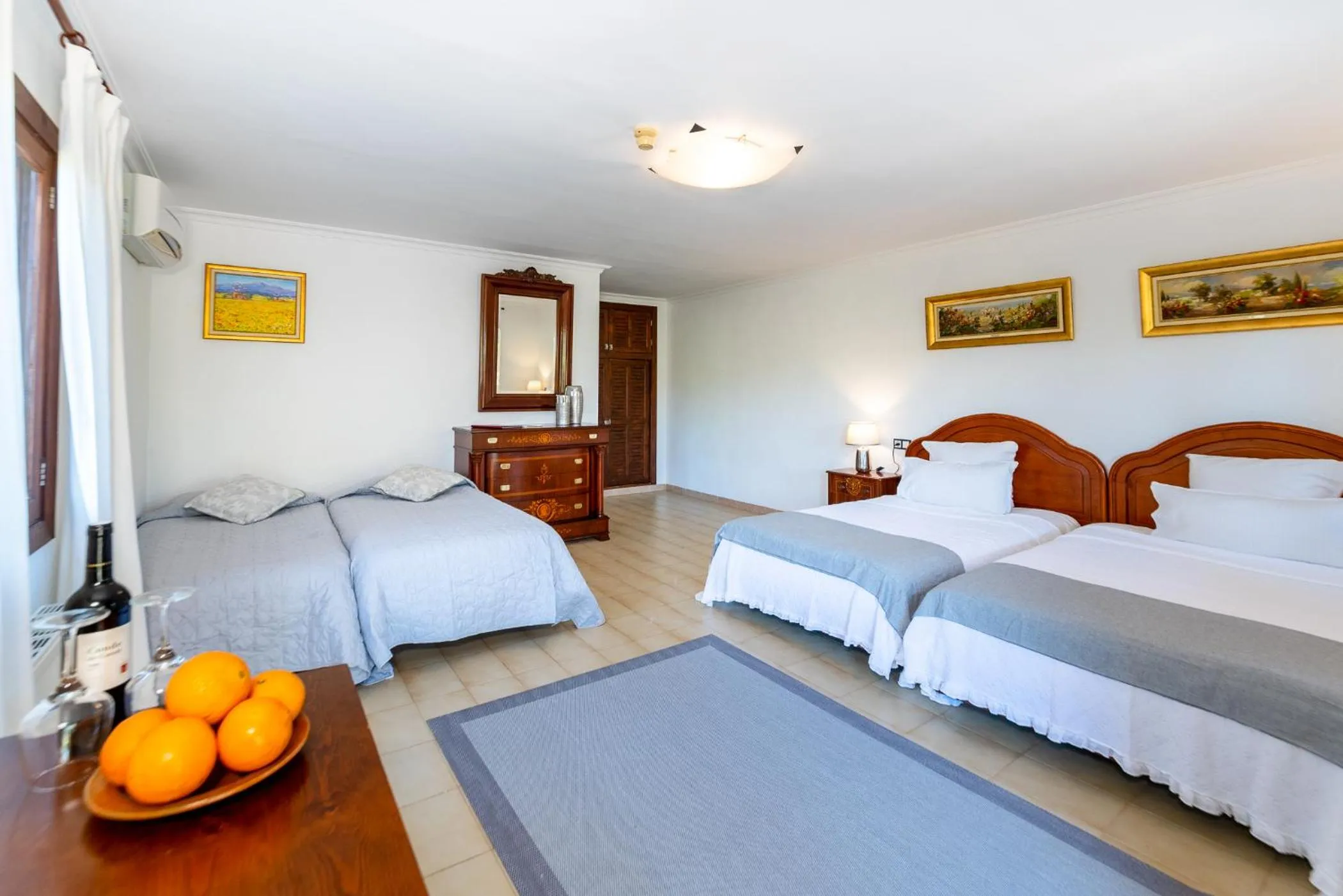 Photo of the whole room, Bed in Finca Hotel Rural Predio Son Serra
