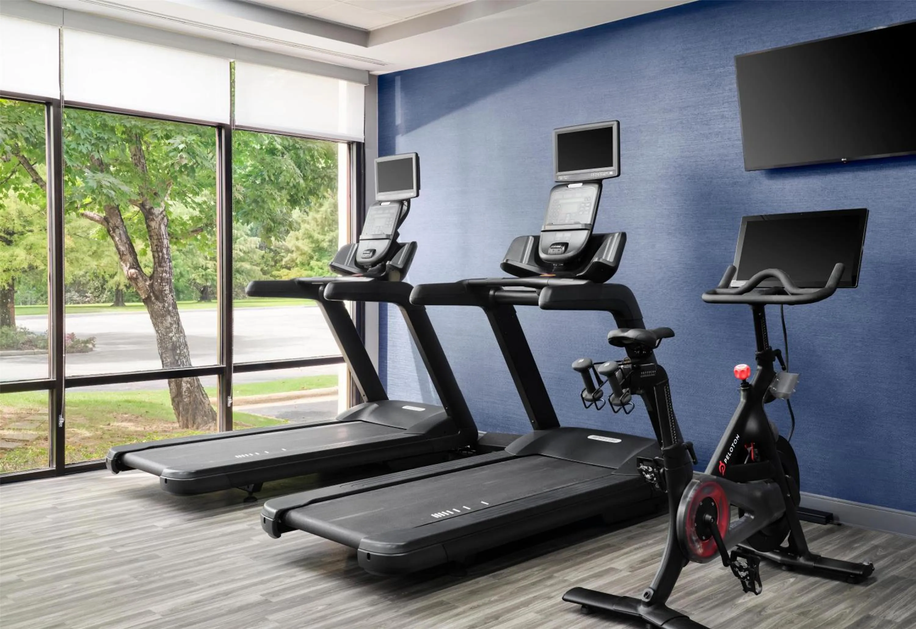 Fitness centre/facilities in Hampton Inn Meridian