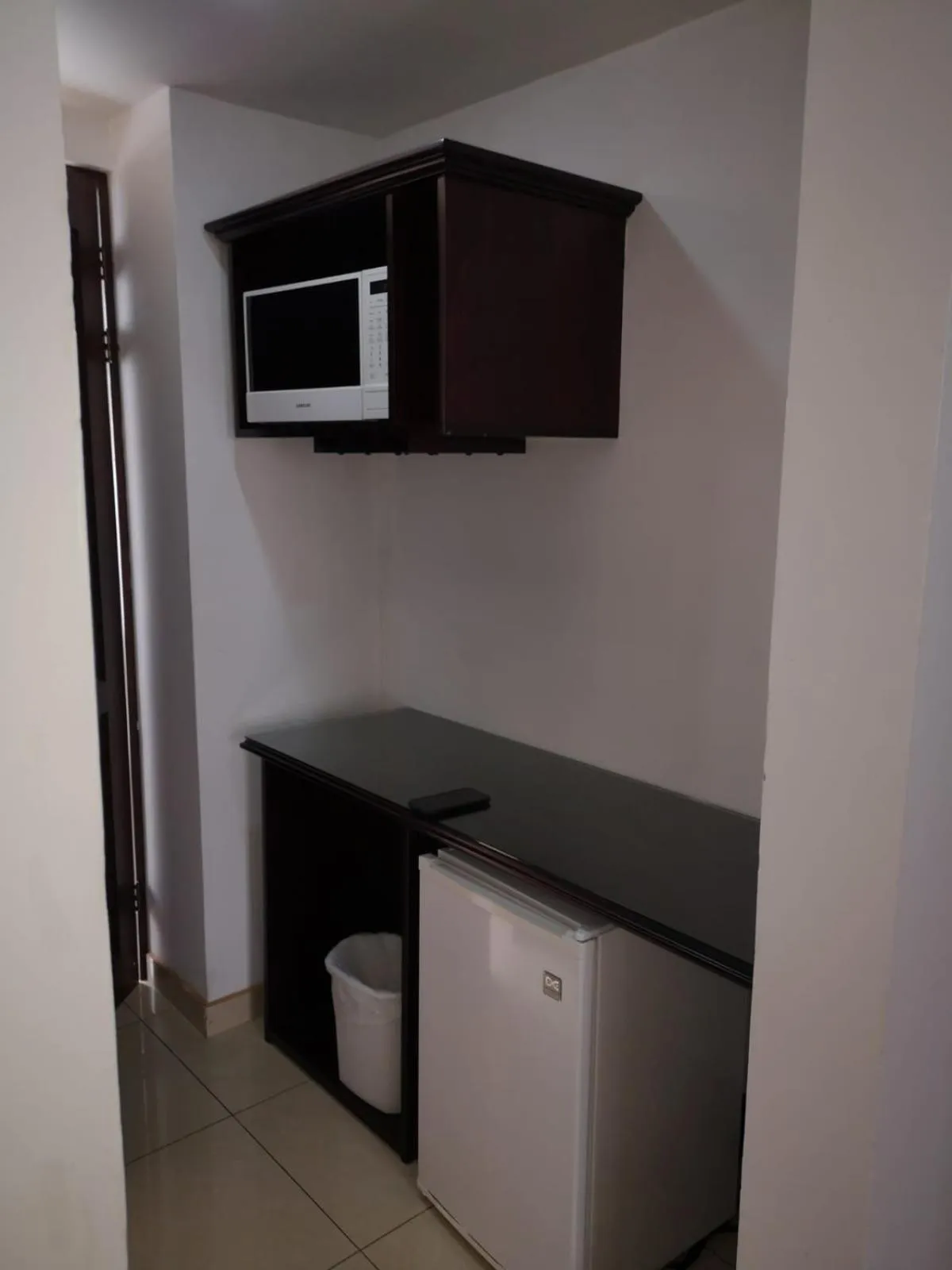 oven in Hotel Plaza Real Suites & Apartments San Jose