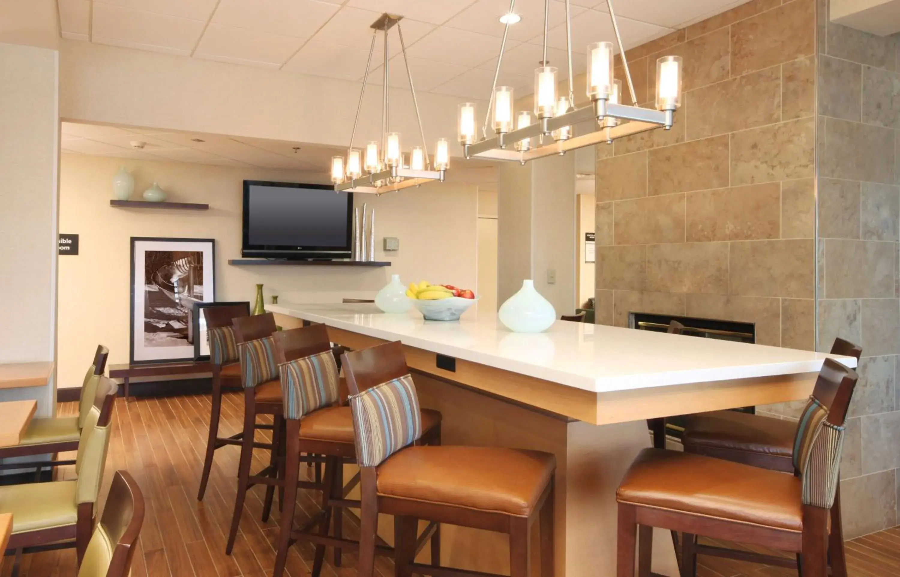 Breakfast in Hampton Inn White Plains/Tarrytown Breakfast in Hampton Inn White Plains/Tarrytown