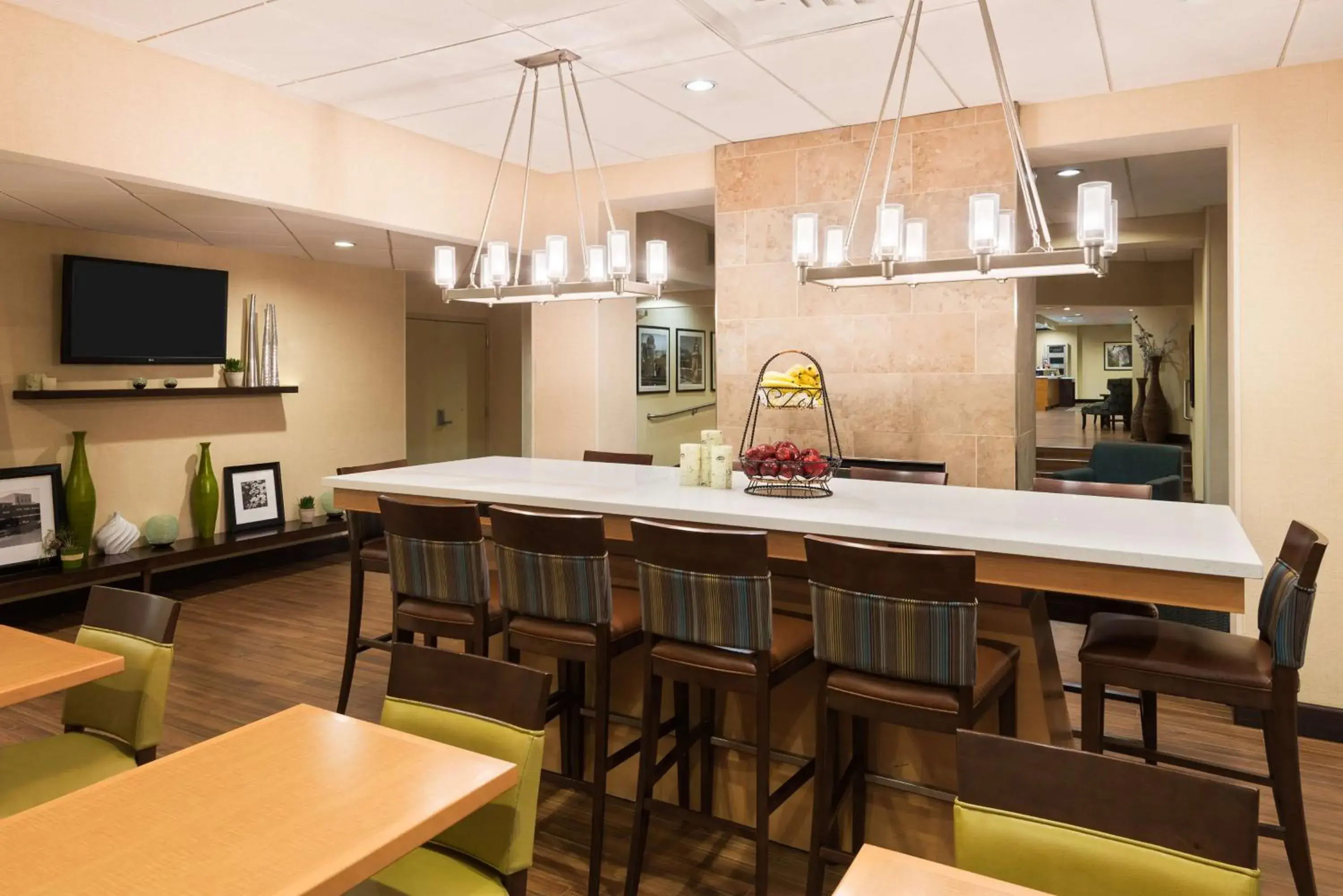 Lobby or reception in Hampton Inn White Plains/Tarrytown Lobby or reception in Hampton Inn White Plains/Tarrytown
