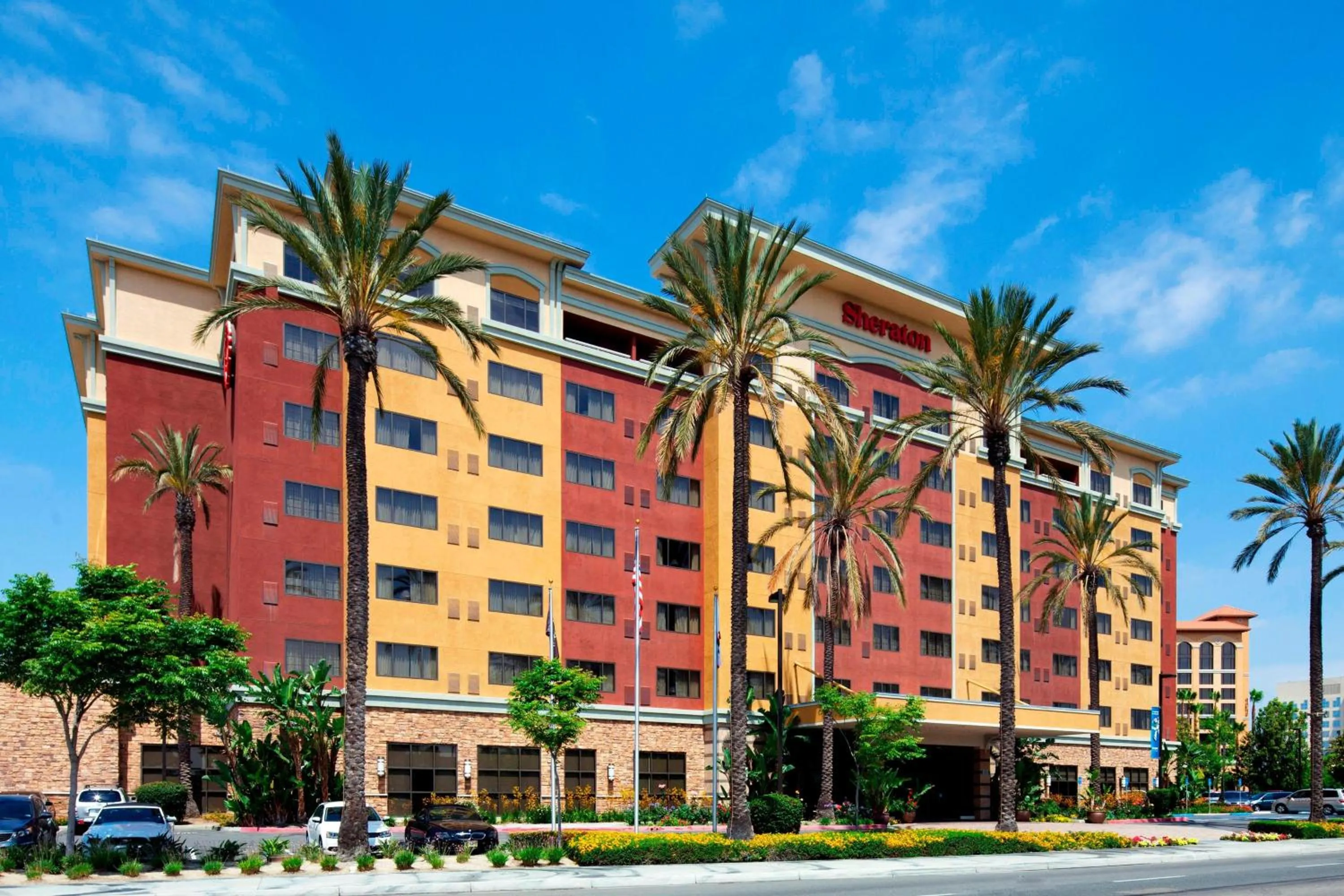 Property building in Sheraton Garden Grove-Anaheim South