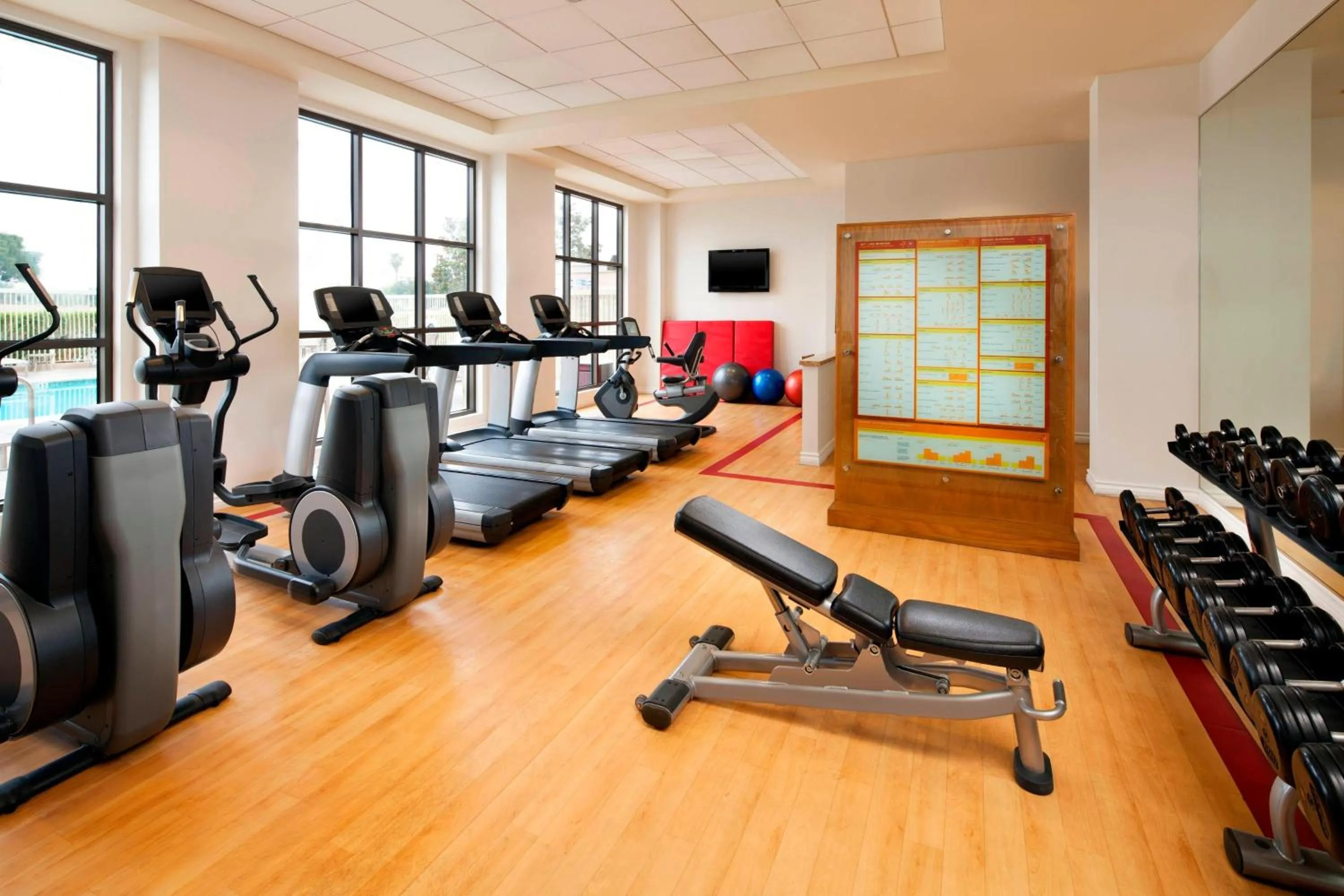 Fitness centre/facilities in Sheraton Garden Grove-Anaheim South