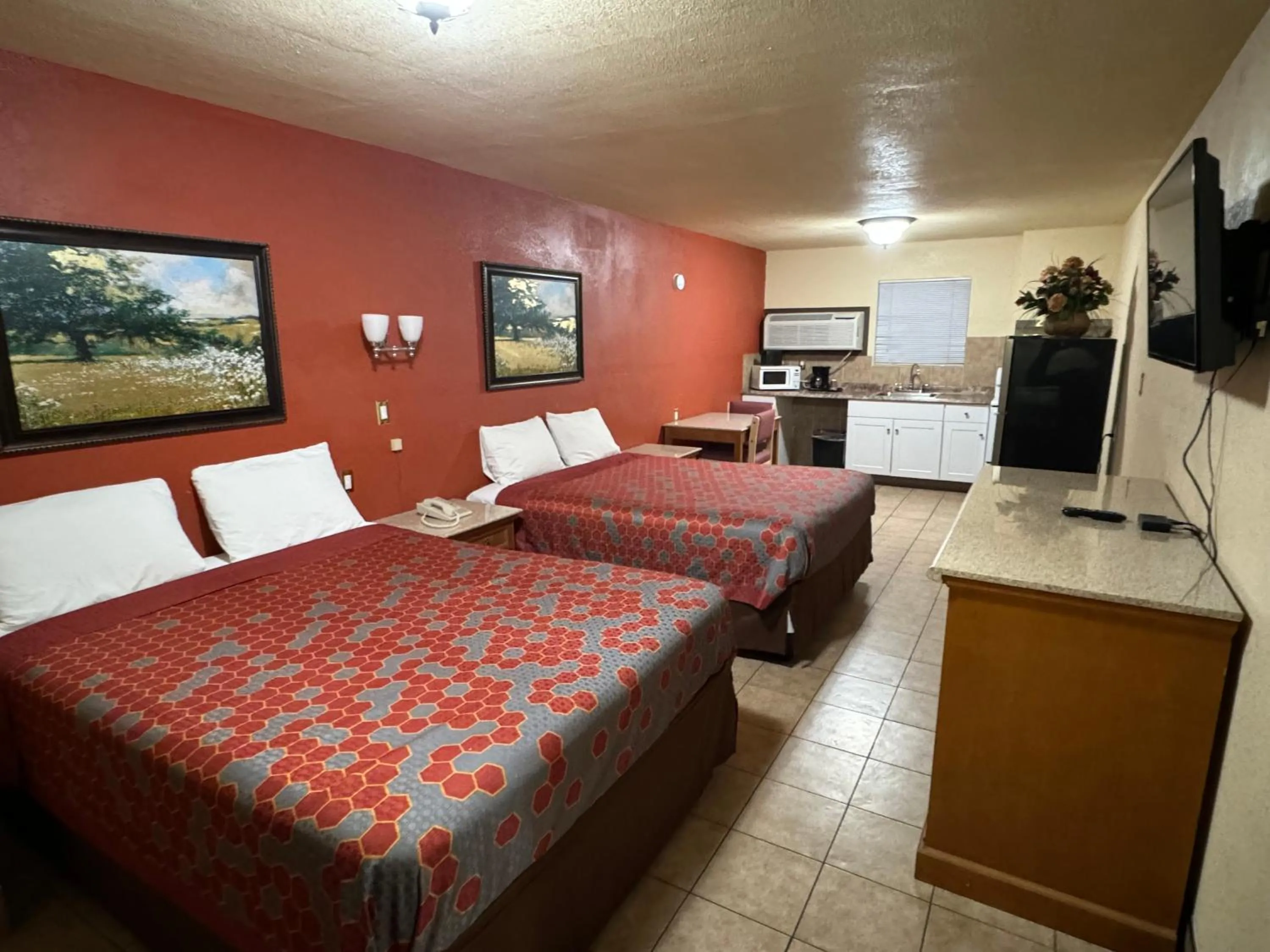 Havasu Inn & Suites