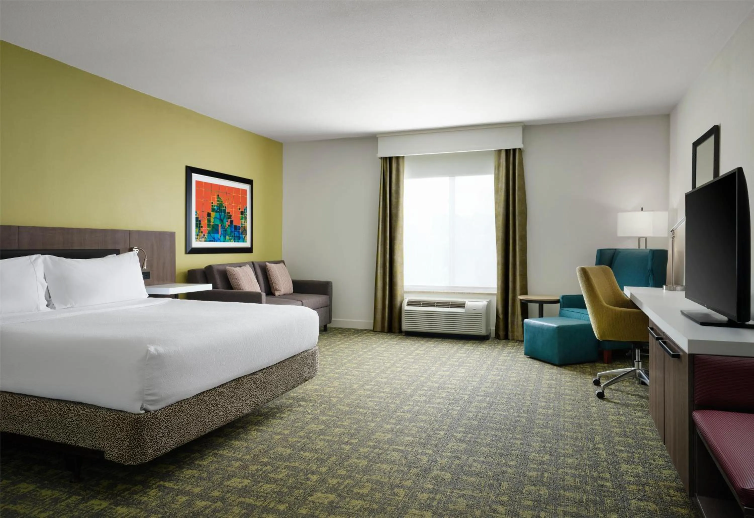 Bed in Hilton Garden Inn Meridian