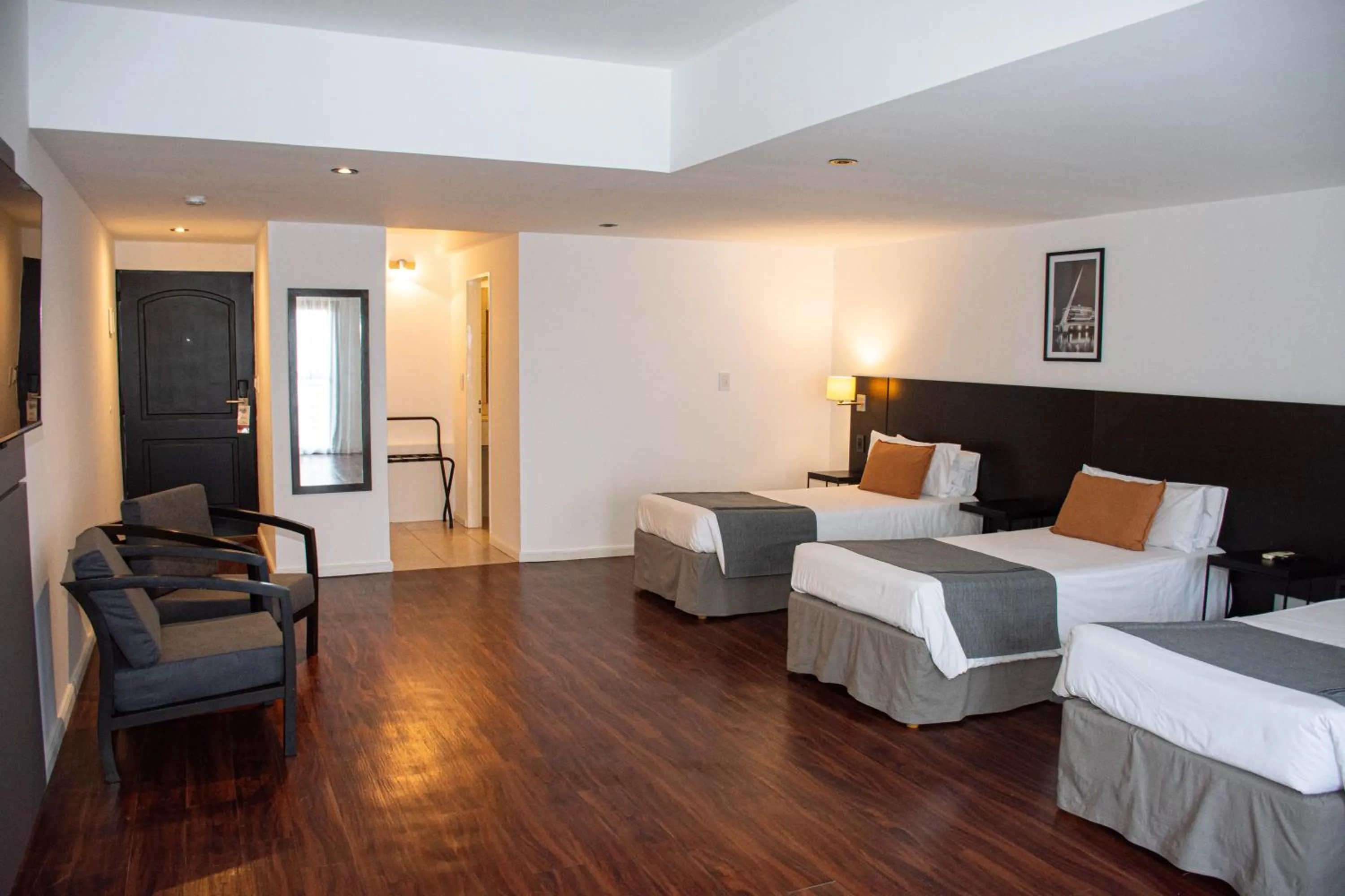 Photo of the whole room, Bed in Duomi Hotel Buenos Aires