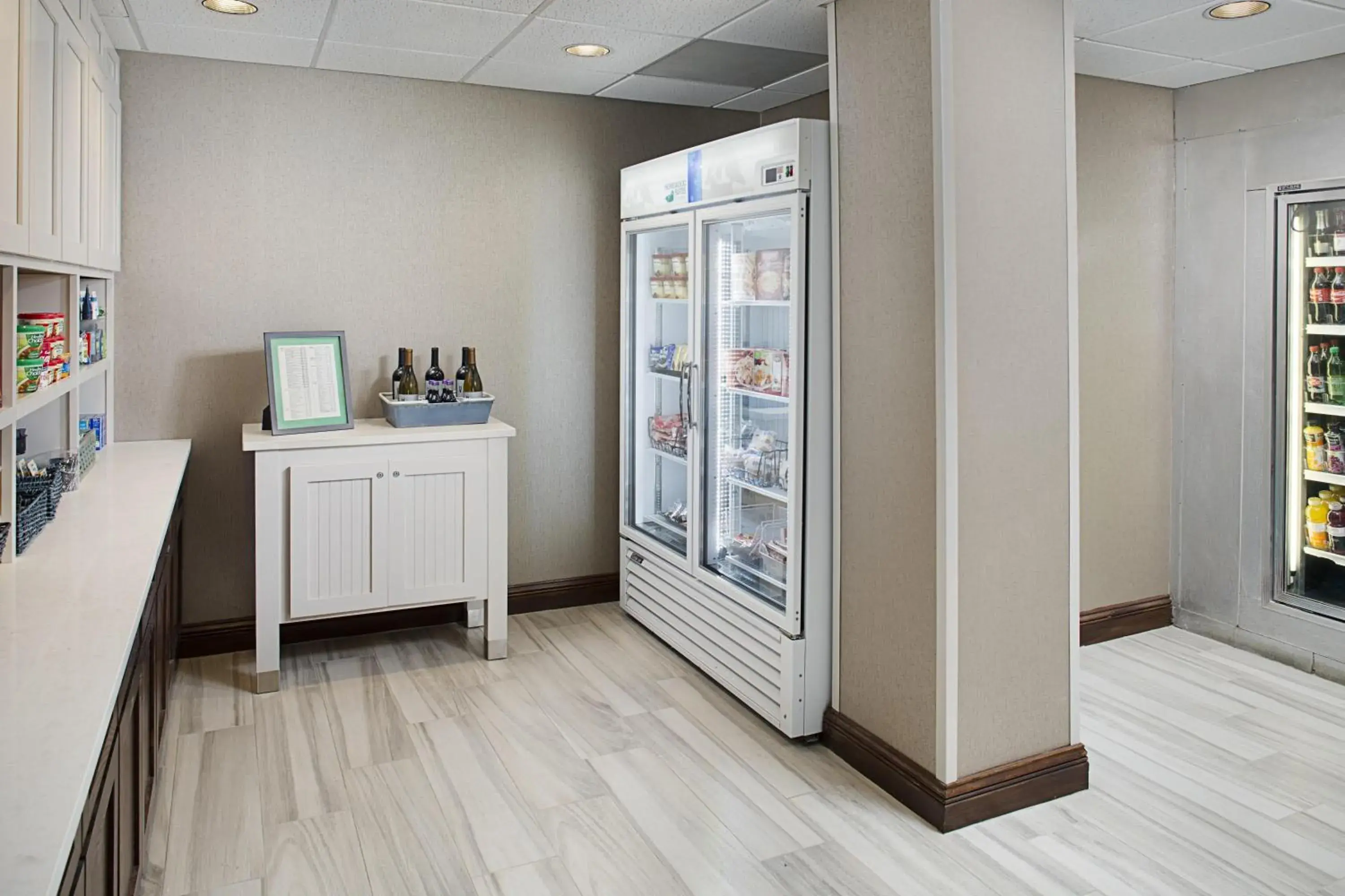 Restaurant/places to eat in Homewood Suites by Hilton Raleigh/Cary Restaurant/places to eat in Homewood Suites by Hilton Raleigh/Cary