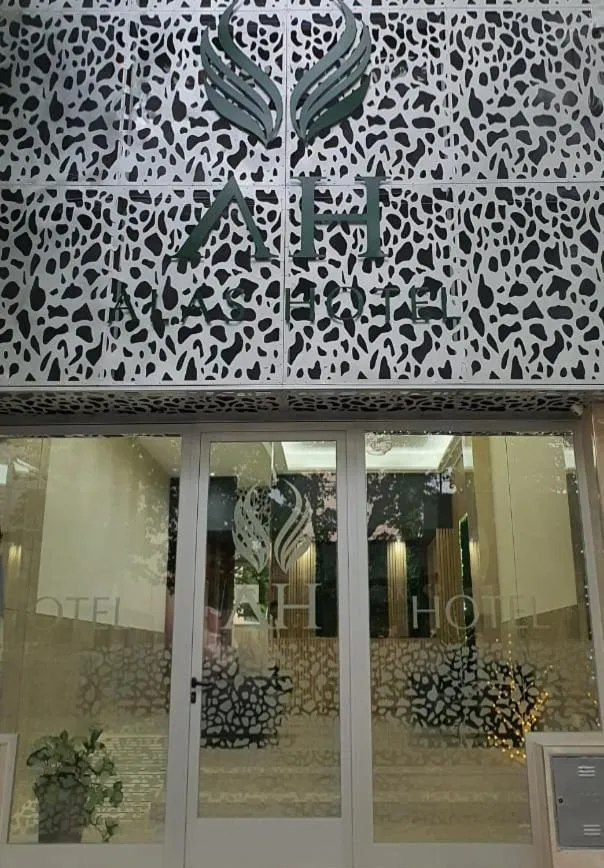 Alas Hotel