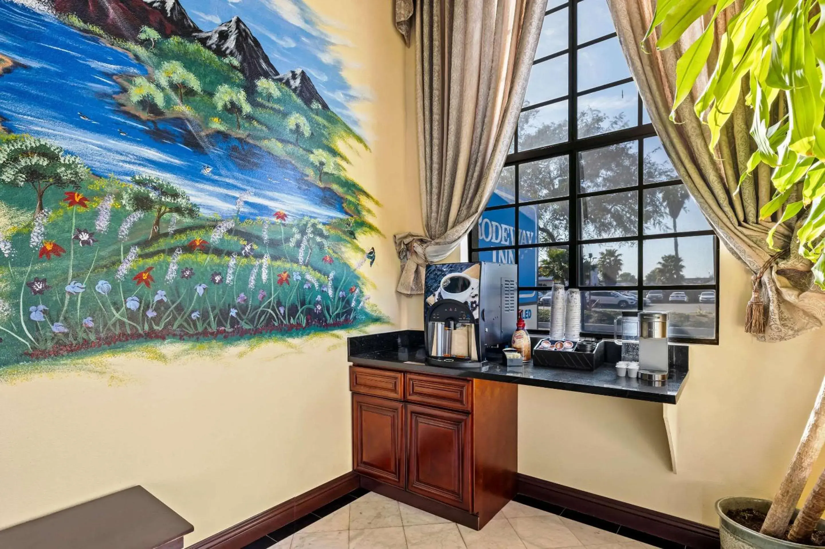 Lobby or reception in Rodeway Inn Santa Ana - Garden Grove Lobby or reception in Rodeway Inn Santa Ana - Garden Grove