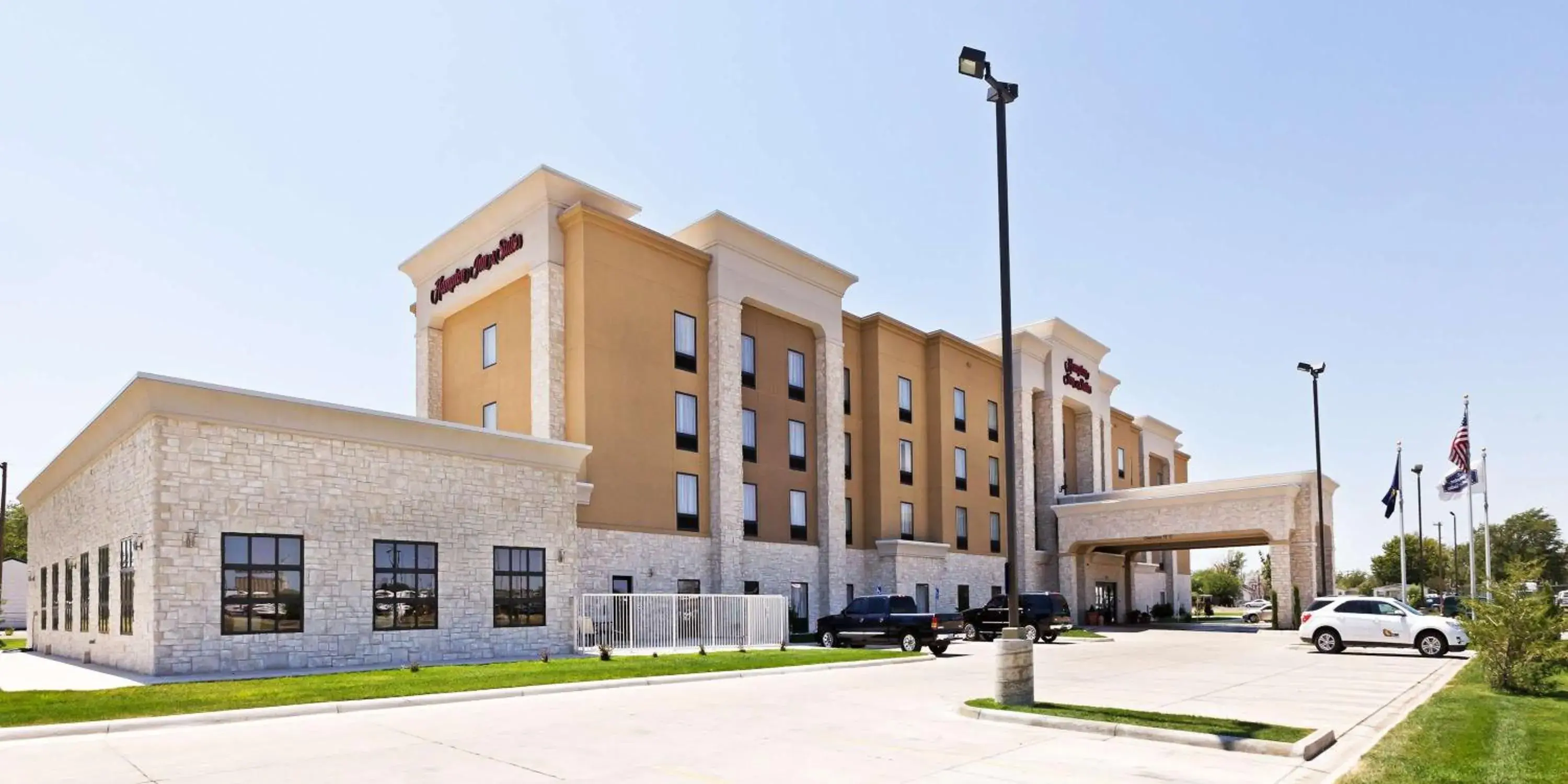 Property building in Hampton Inn & Suites Liberal Property building in Hampton Inn & Suites Liberal