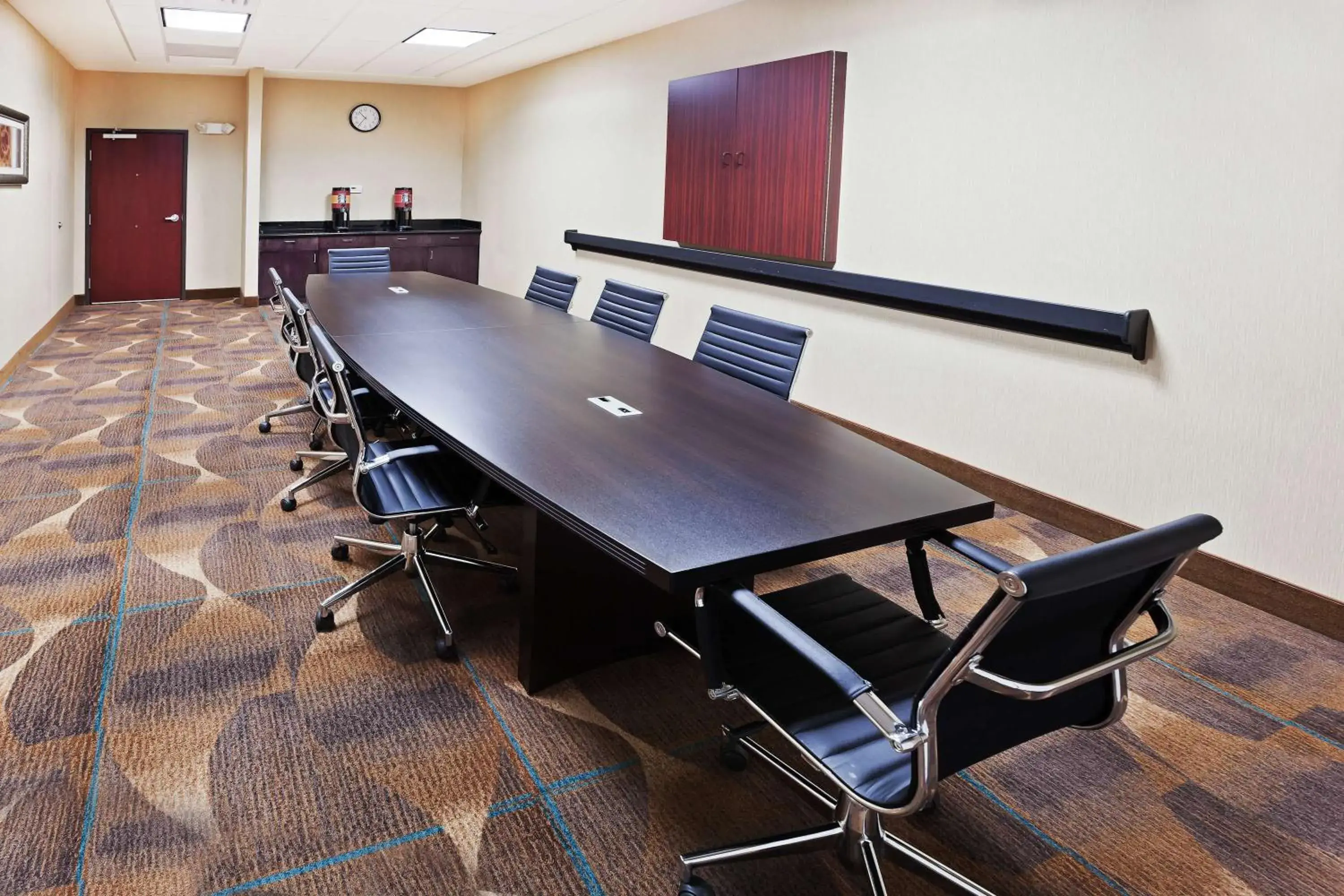 Meeting/conference room in Hampton Inn & Suites Liberal Meeting/conference room in Hampton Inn & Suites Liberal