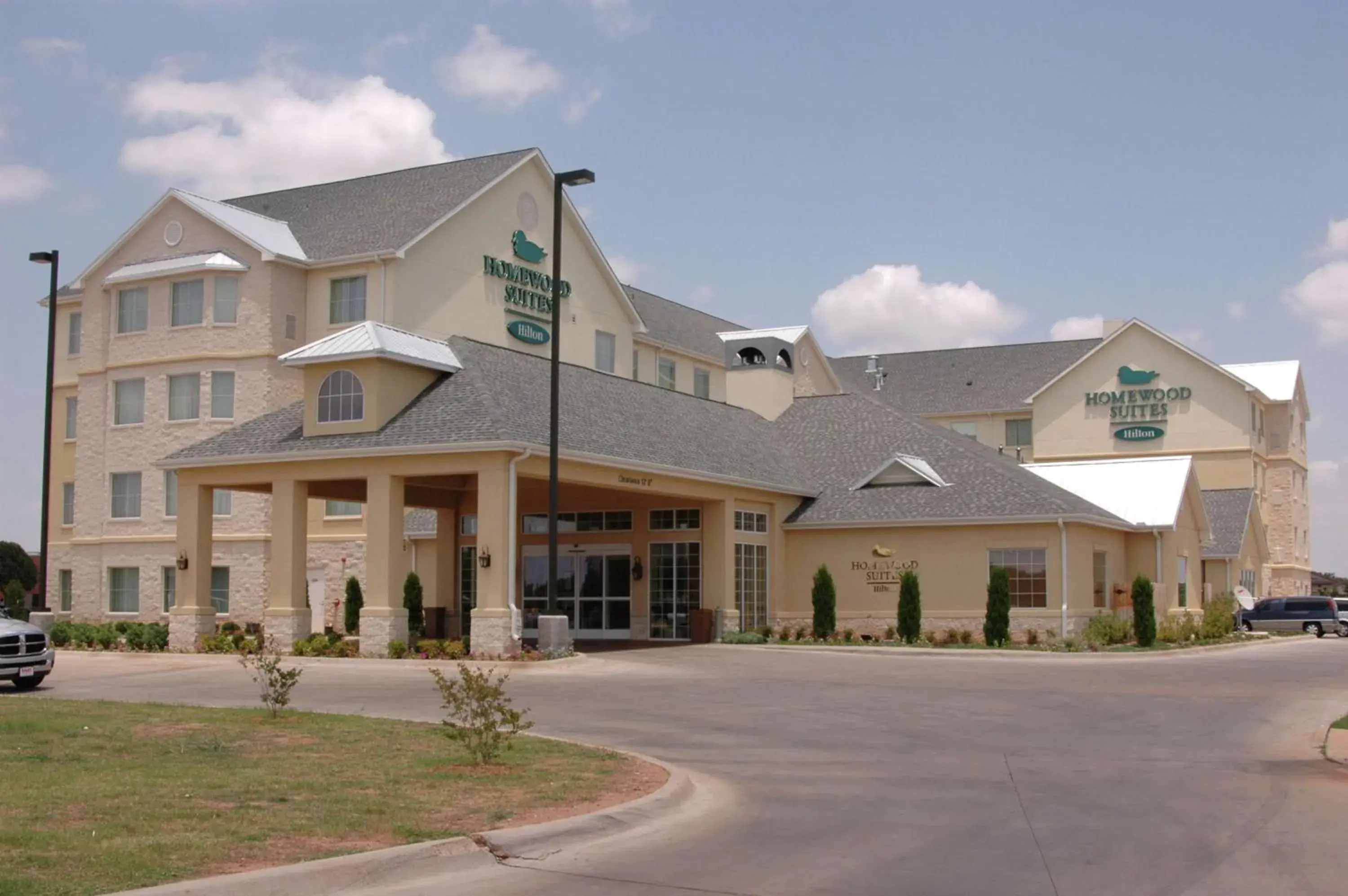 Property building in Homewood Suites Wichita Falls Property building in Homewood Suites Wichita Falls