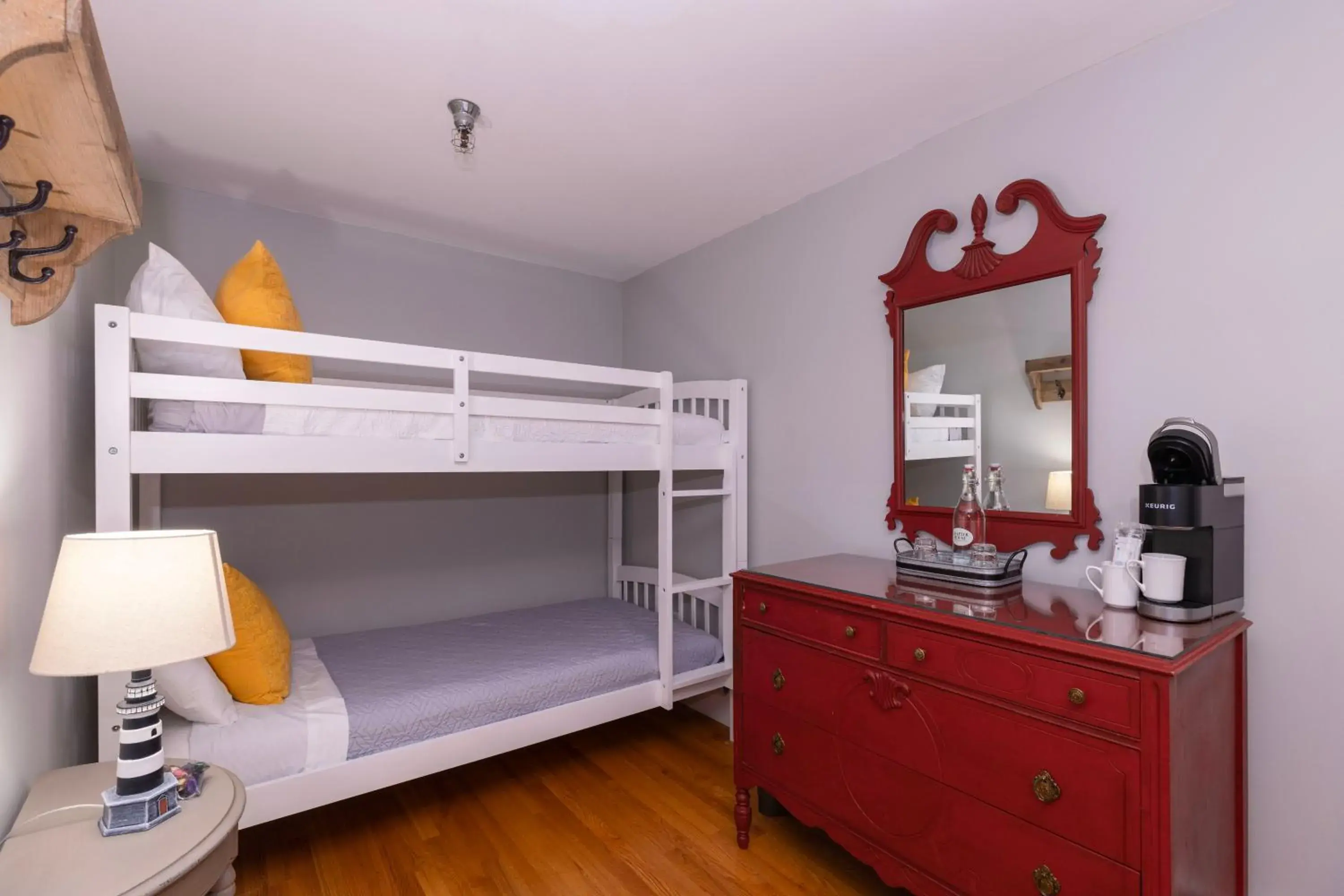 Carriage House queen/twin second floor in Chapter House Carriage House queen/twin second floor in Chapter House