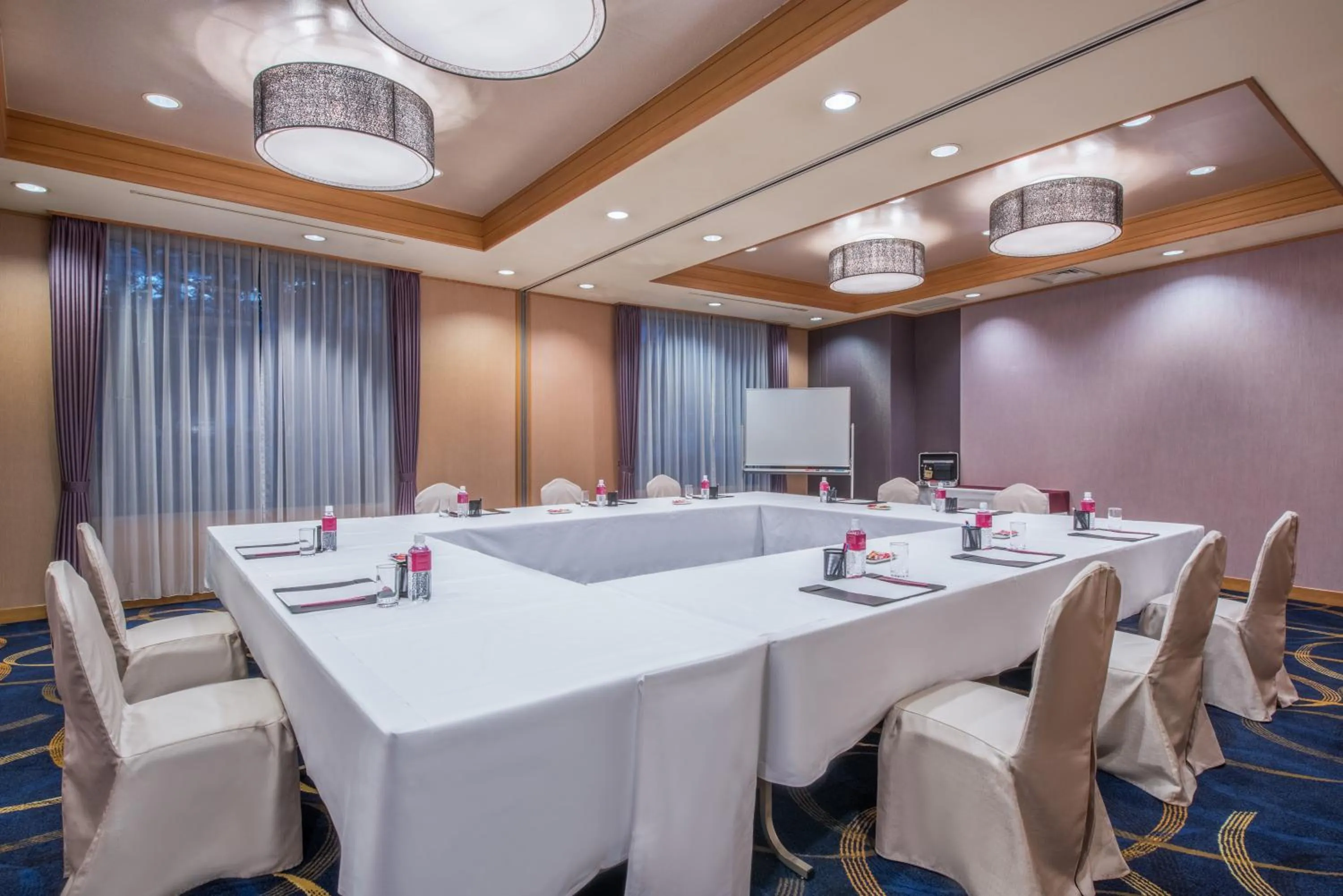Meeting/conference room in ANA Crowne Plaza Kanazawa by IHG