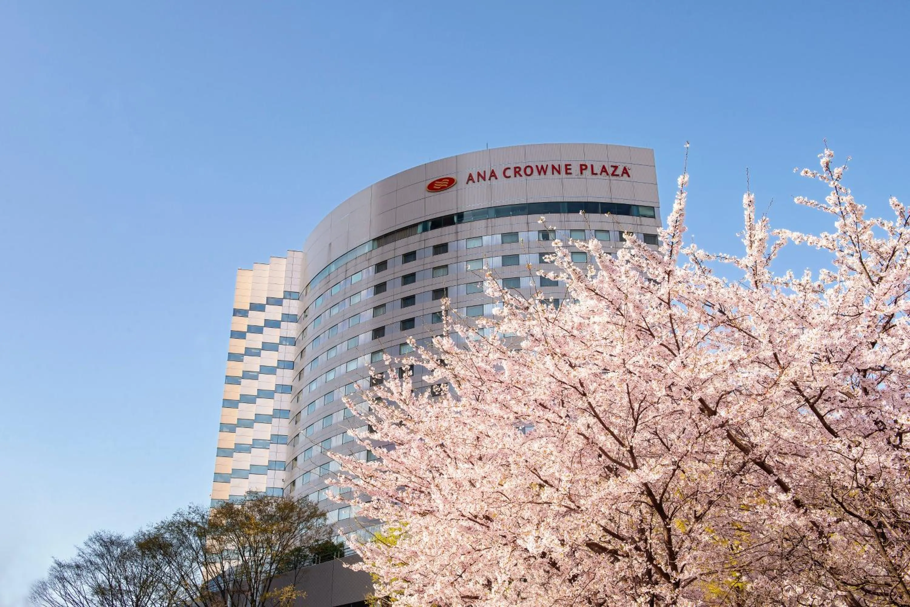 Property building in ANA Crowne Plaza Kanazawa by IHG