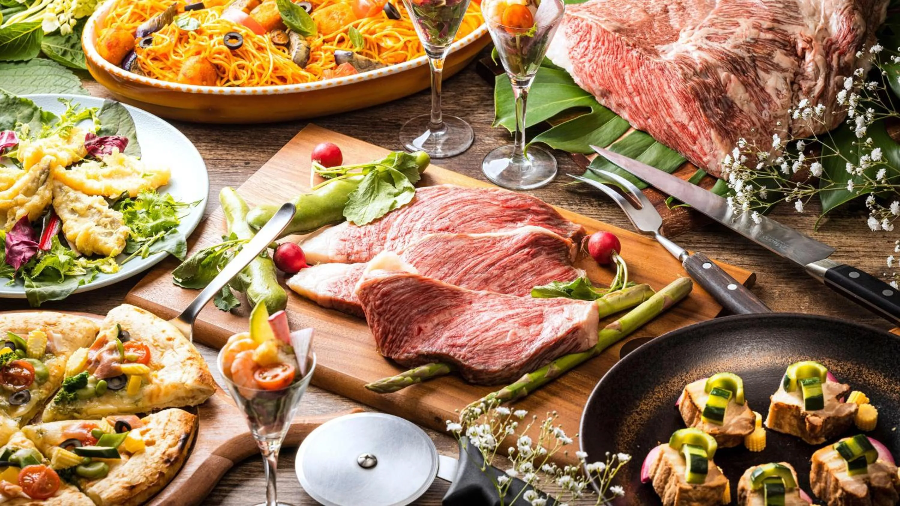 Restaurant/places to eat in ANA Crowne Plaza Kanazawa by IHG