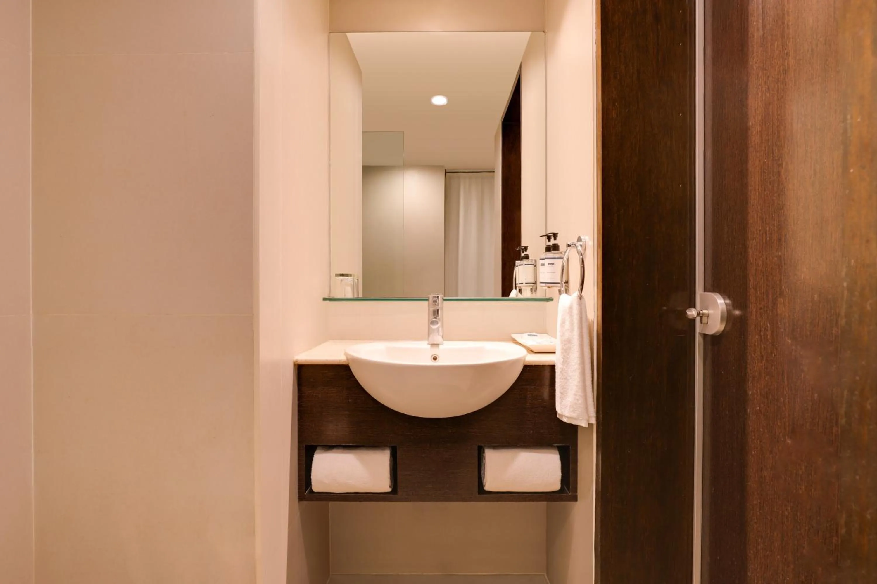 Bathroom in Keys Select by Lemon Tree Hotels, Whitefield, Bengaluru