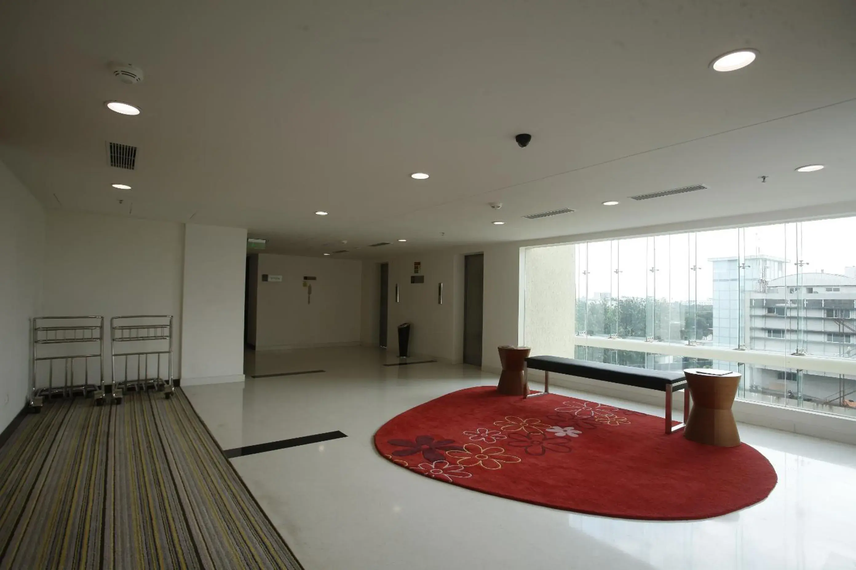 Lobby or reception in Keys Select by Lemon Tree Hotels, Whitefield, Bengaluru Lobby or reception in Keys Select by Lemon Tree Hotels, Whitefield, Bengaluru