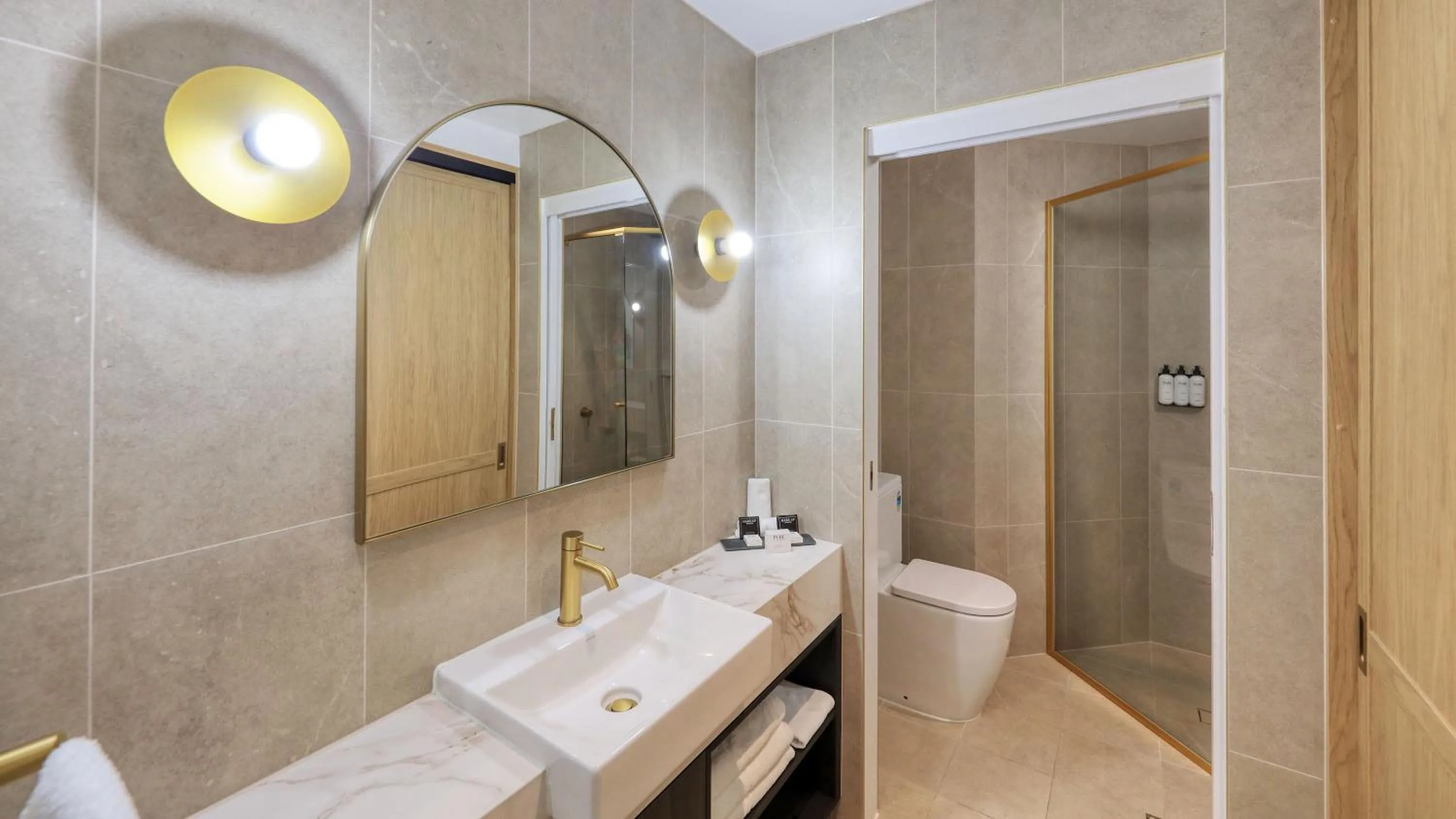 Bathroom in Dubbo RSL Club Motel