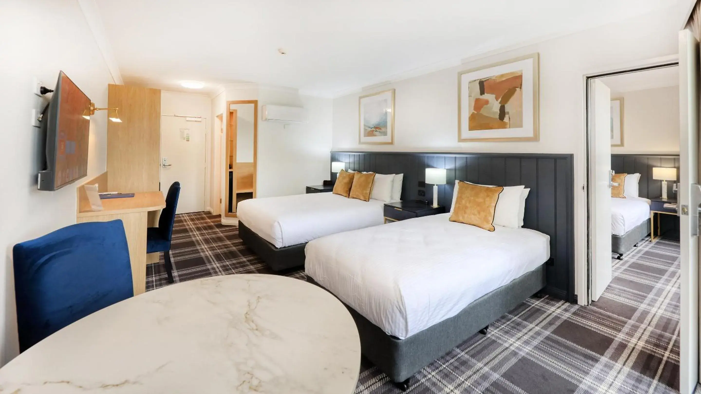 Bedroom, Bed in Dubbo RSL Club Motel Bedroom, Bed in Dubbo RSL Club Motel