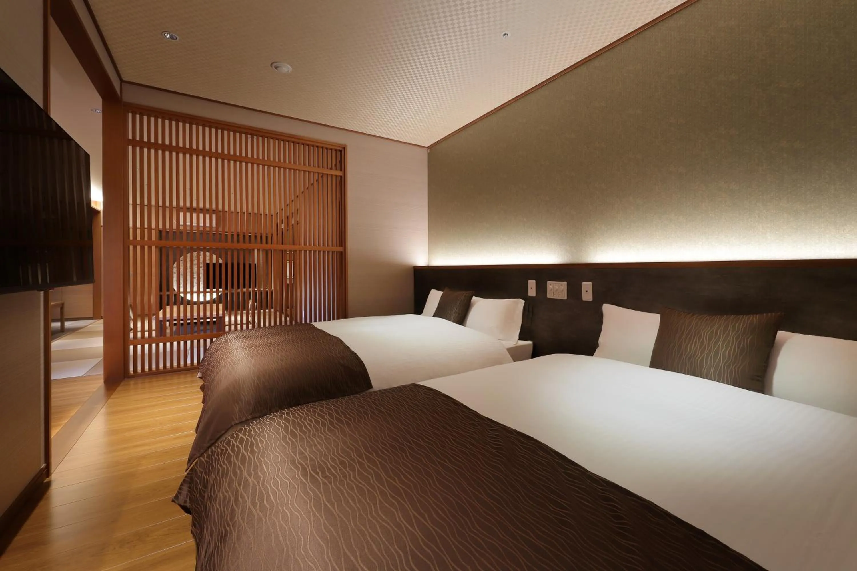 Bed in Marukyu Ryokan