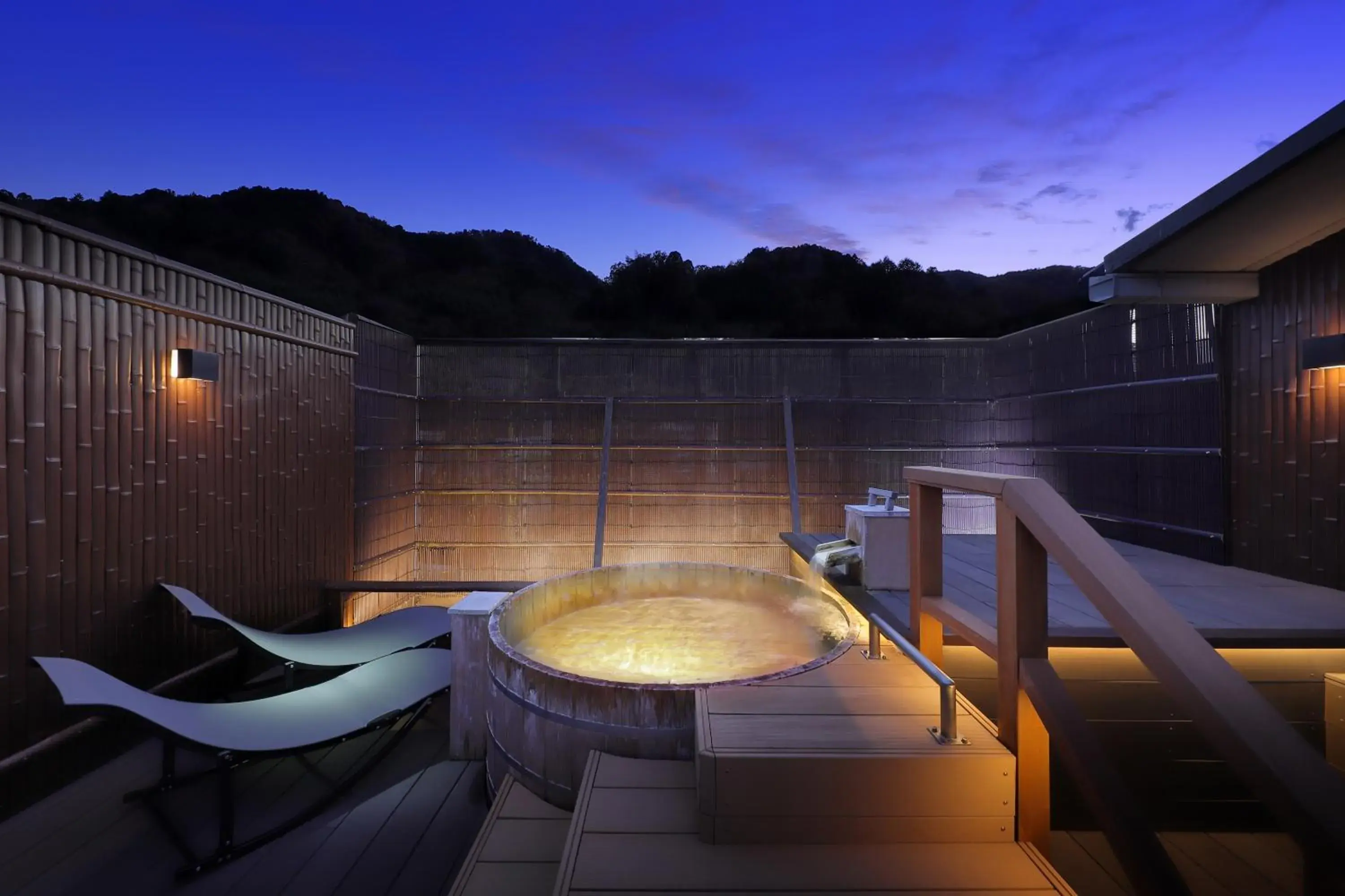 Presidential Suite in Marukyu Ryokan Presidential Suite in Marukyu Ryokan