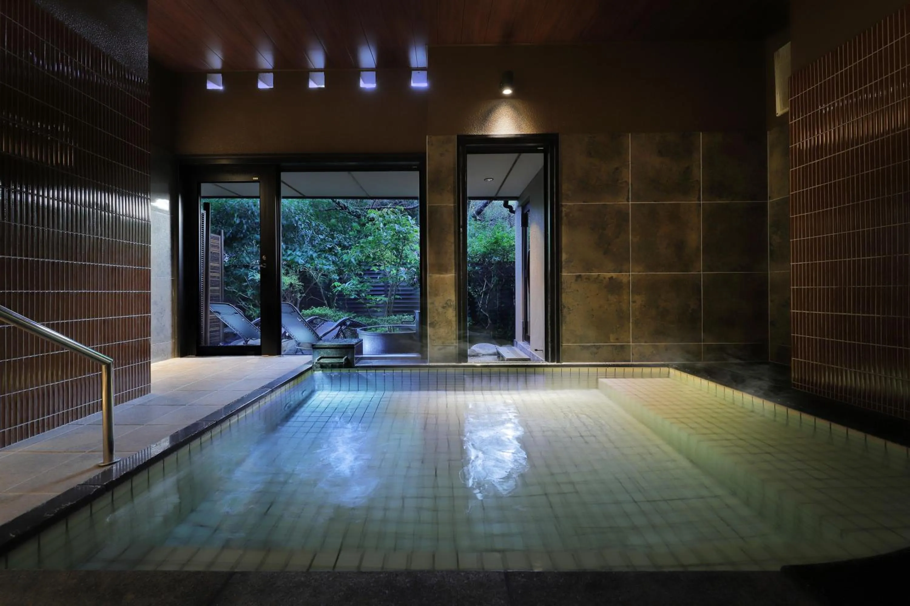 Hot Spring Bath in Marukyu Ryokan