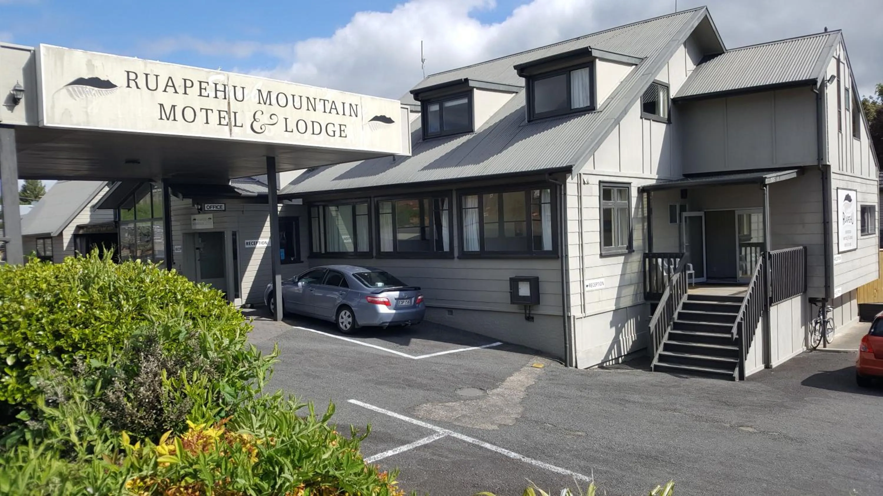 Ruapehu Mountain Motel & Lodge