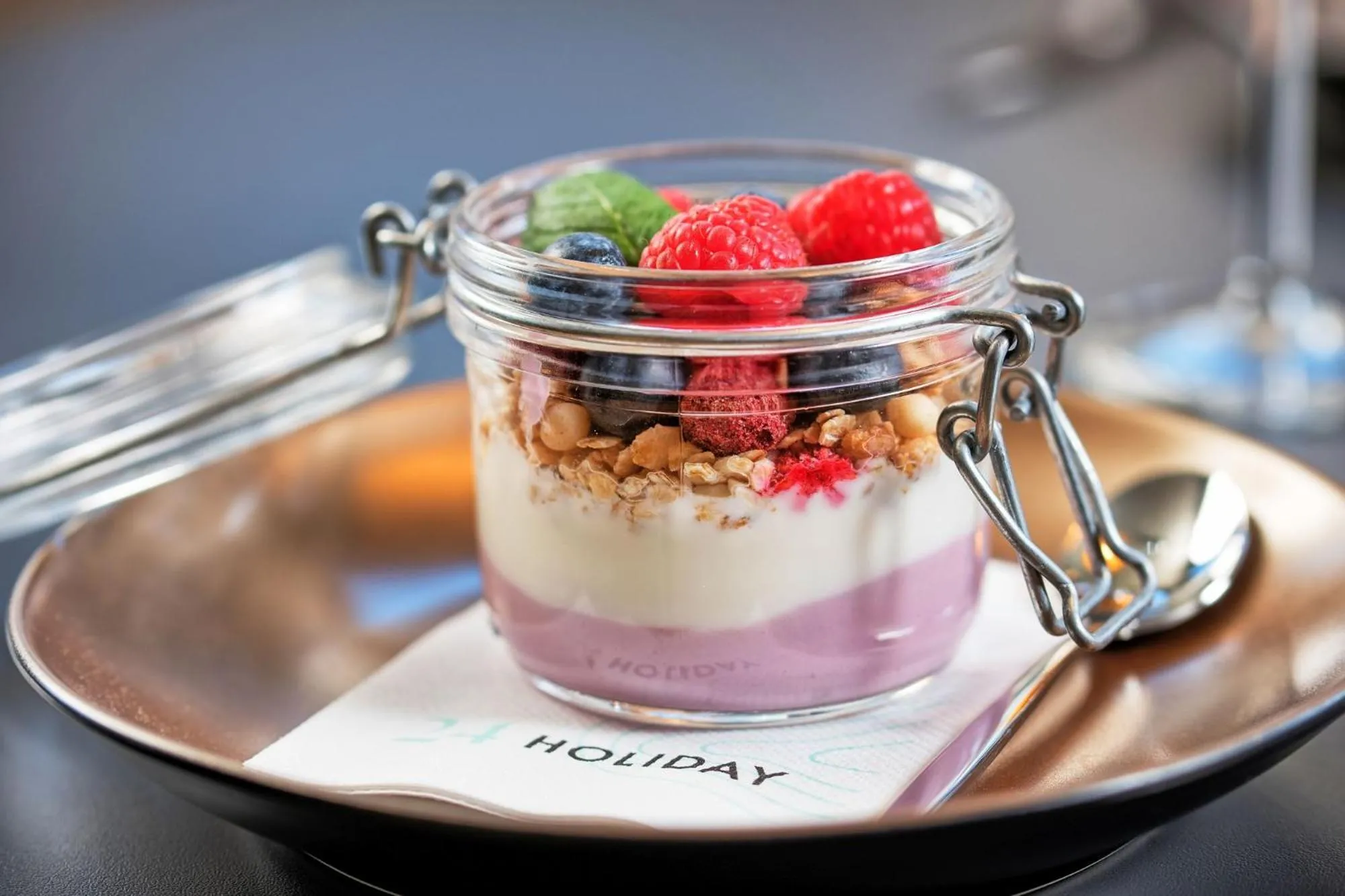 Food and drinks in Hotel Velden - 24 Checkin Zimmer im Zentrum