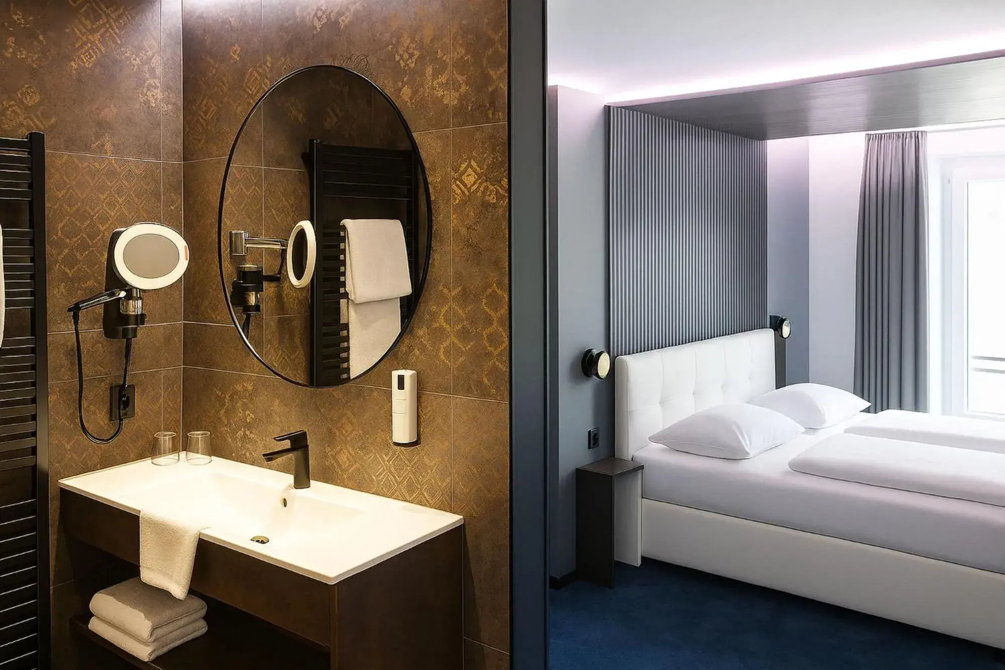 Double Room with Spa Bath - single occupancy in Hotel Velden - 24 Checkin Zimmer im Zentrum Double Room with Spa Bath - single occupancy in Hotel Velden - 24 Checkin Zimmer im Zentrum