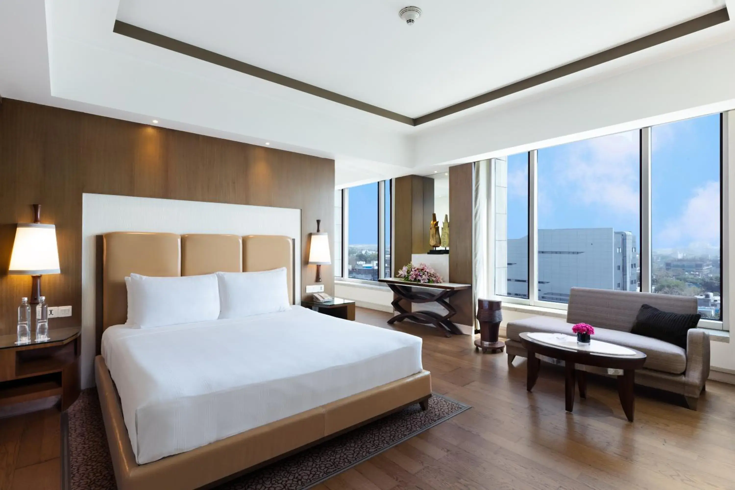 Standard King Room with Lounge Access in Crowne Plaza New Delhi Okhla by IHG Standard King Room with Lounge Access in Crowne Plaza New Delhi Okhla by IHG