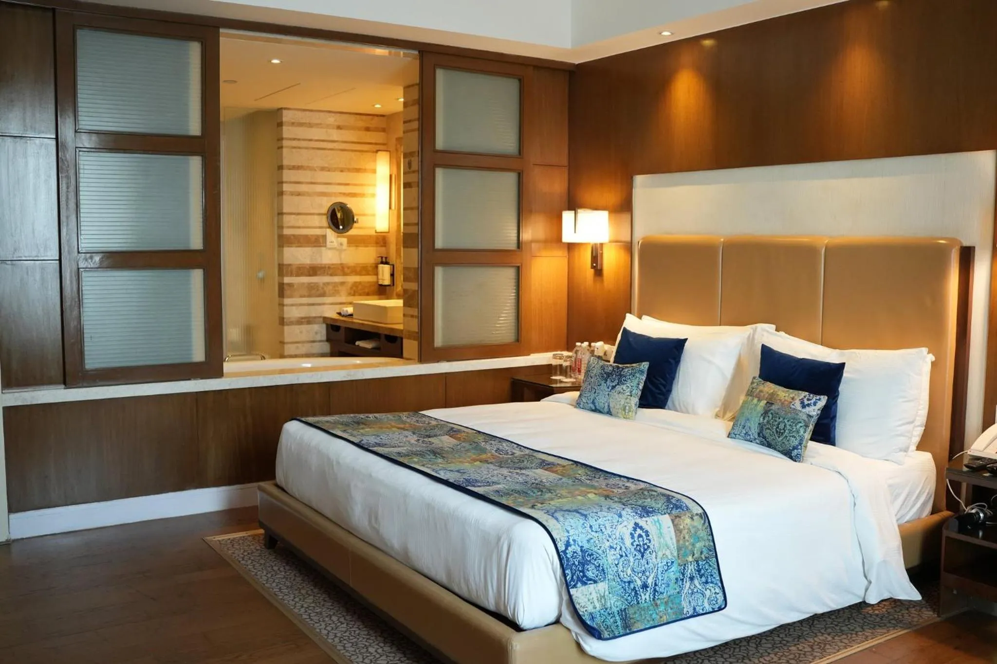 Bedroom, Bed in Crowne Plaza New Delhi Okhla by IHG