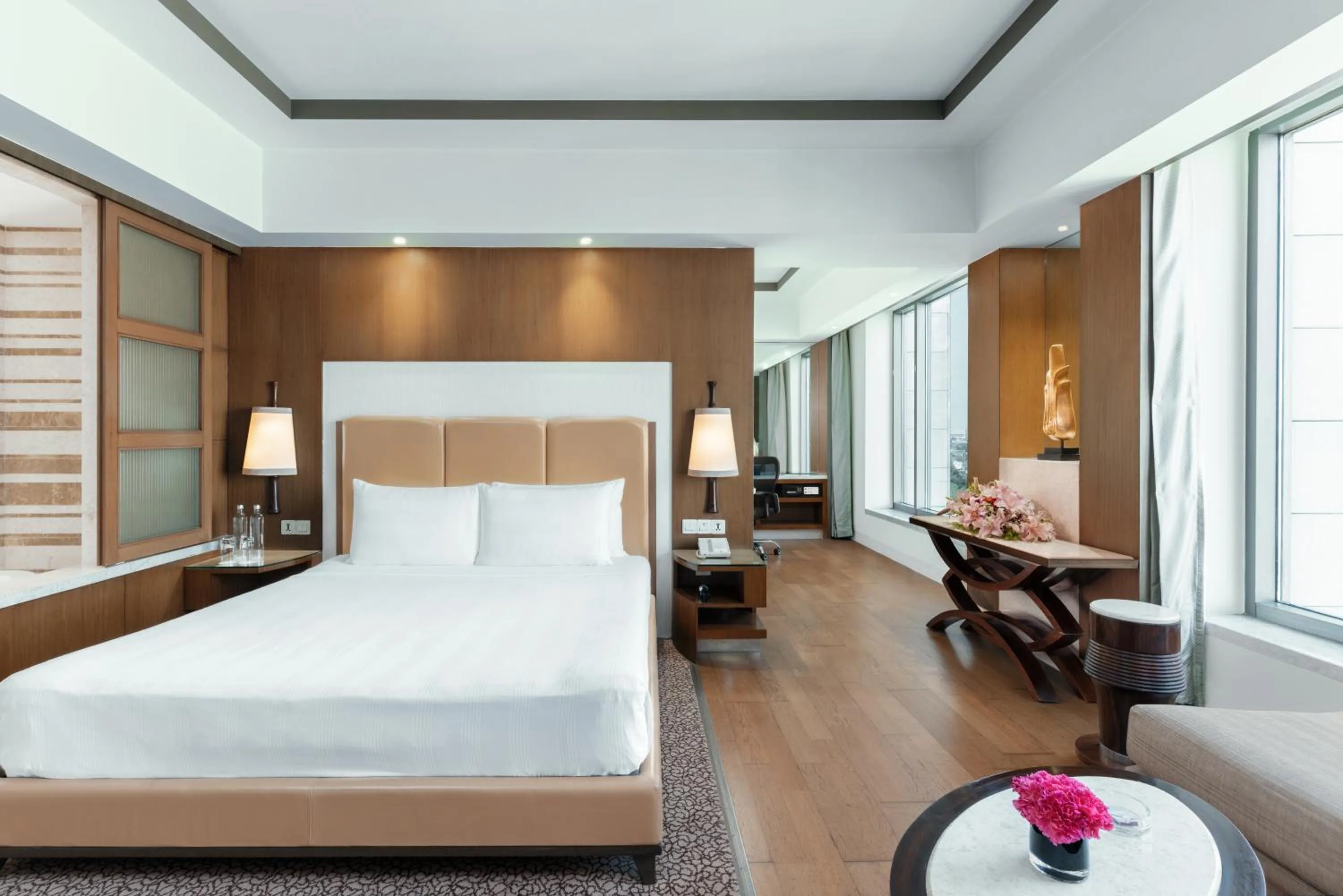 Bedroom, Bed in Crowne Plaza New Delhi Okhla by IHG