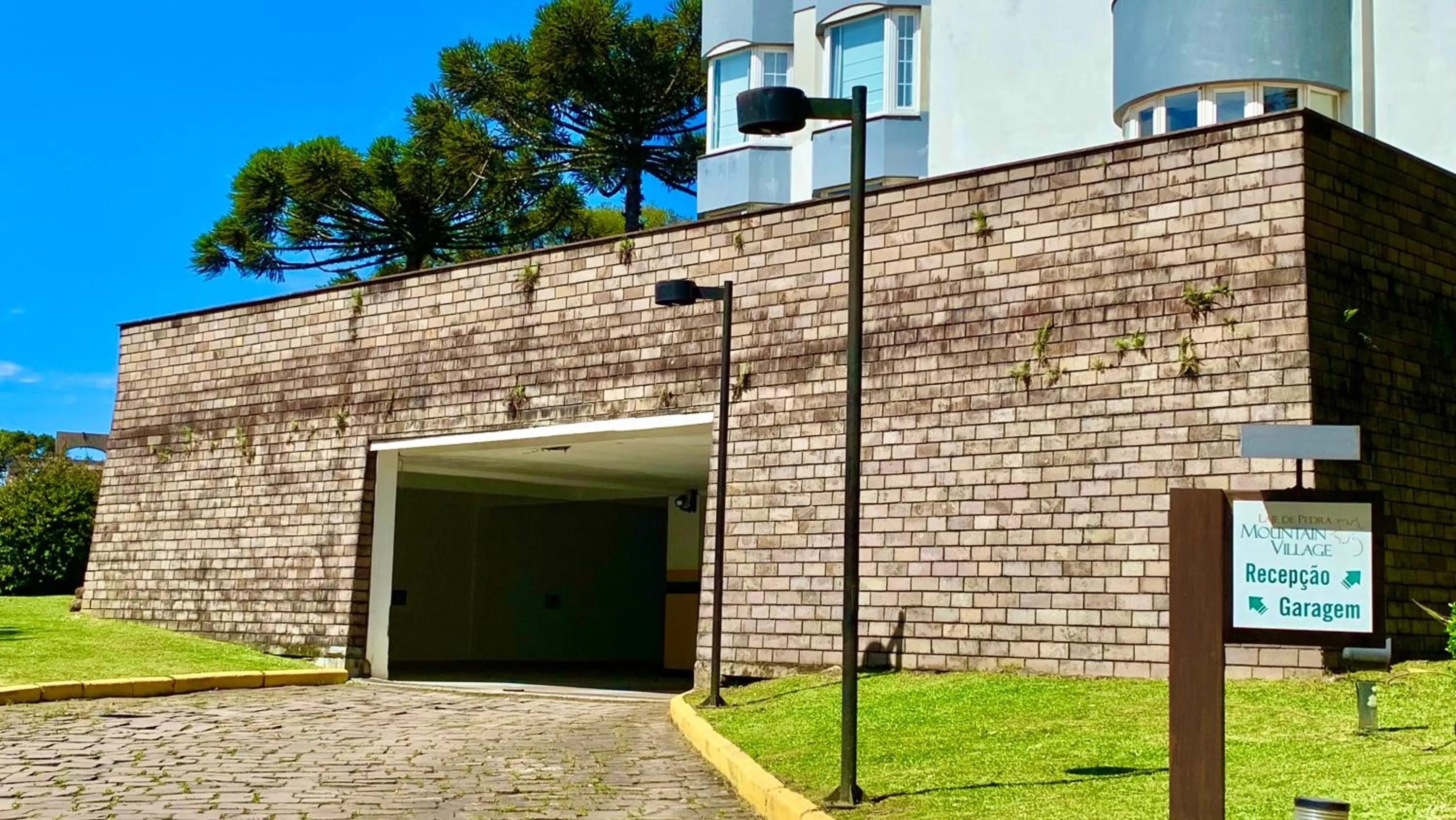 Parking in Flat Mountain Village Luxo e Conforto na Serra