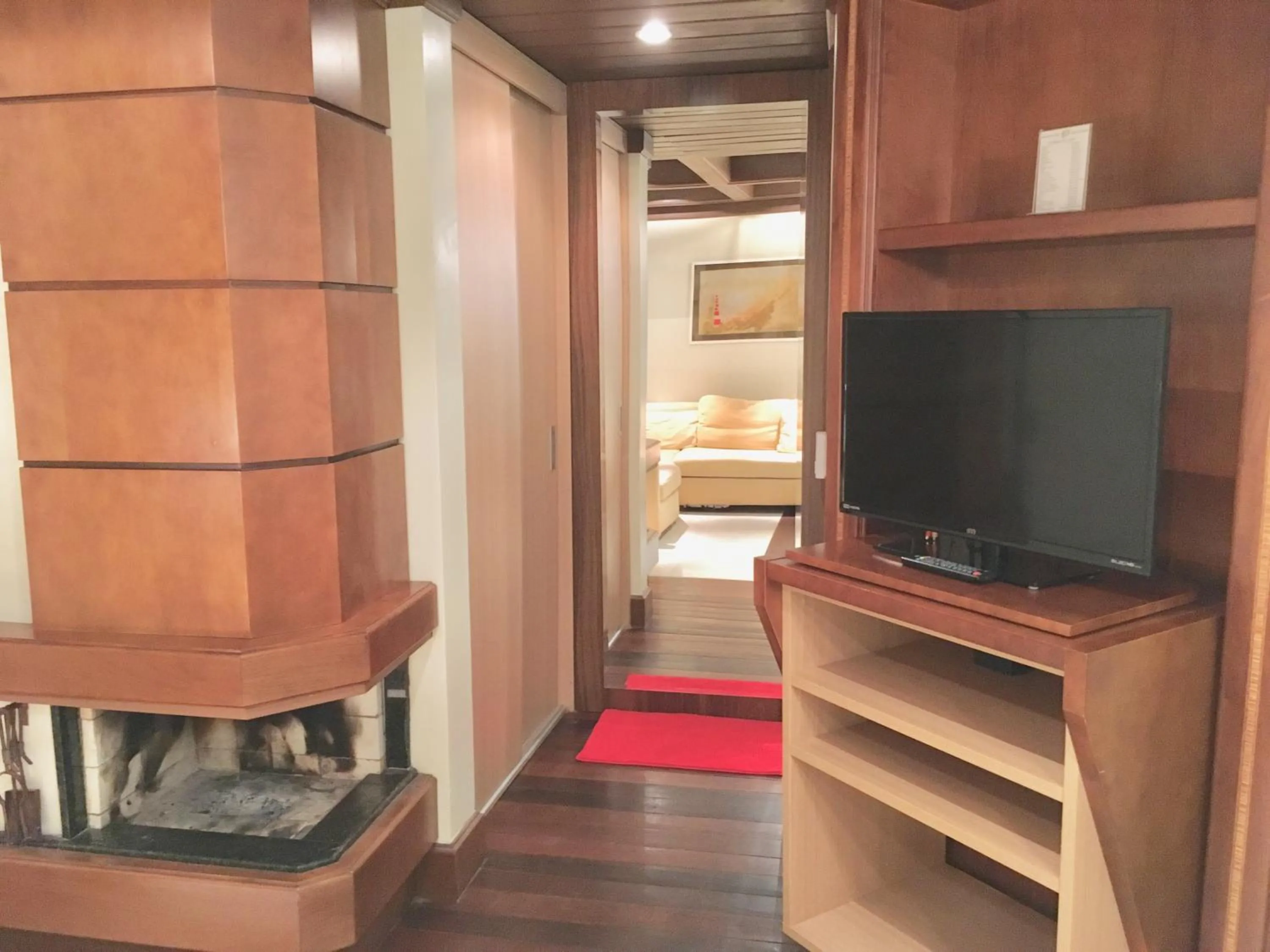 TV and multimedia in Flat Mountain Village Luxo e Conforto na Serra
